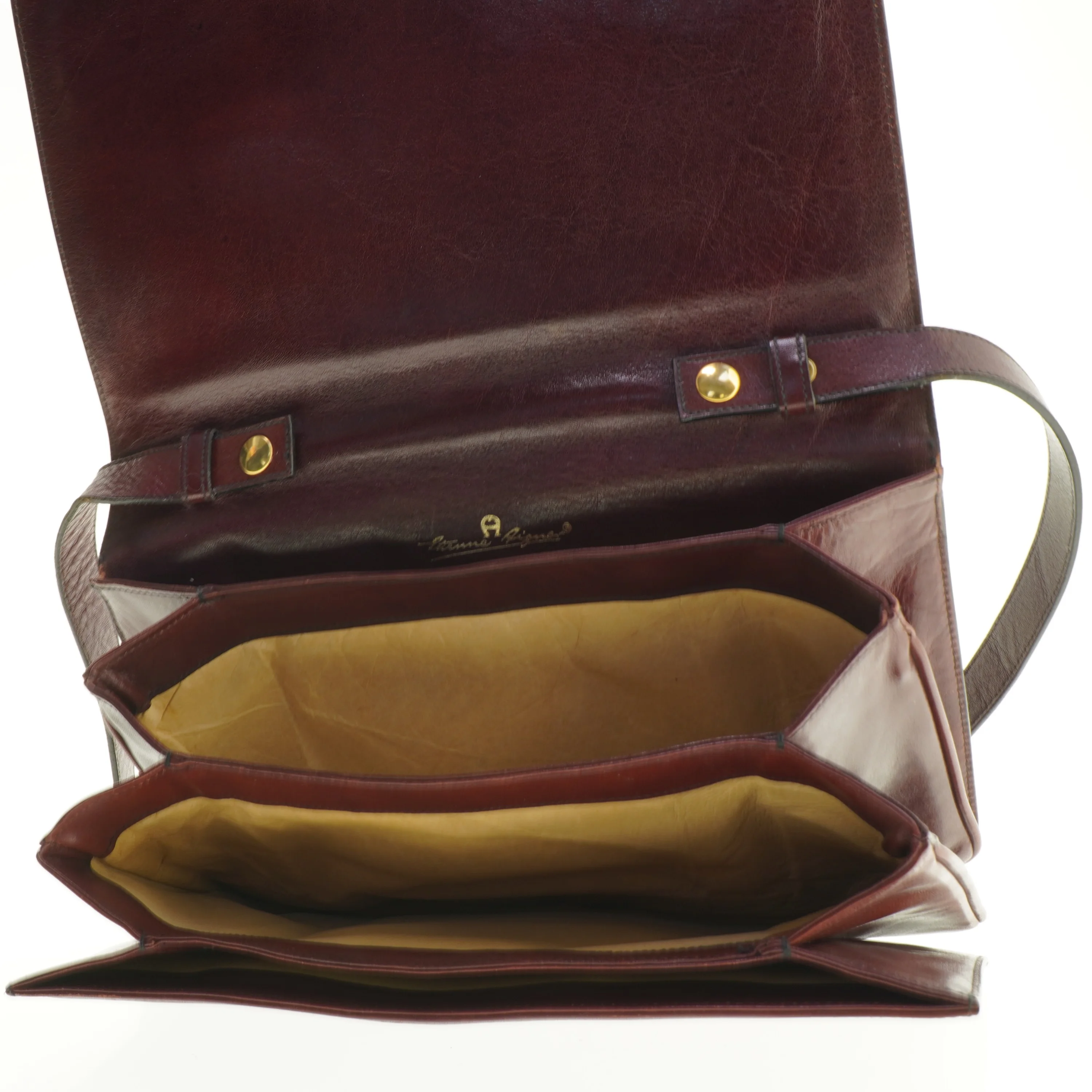 Lædertaske (str. 31 x 20 cm)