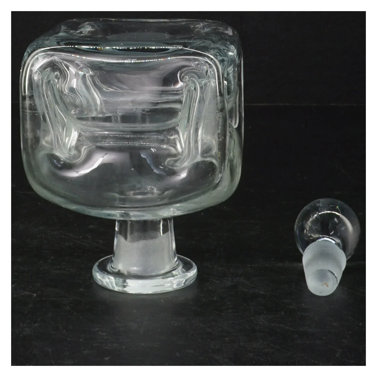 Glaskaraffel med prop (str. 14 cm)