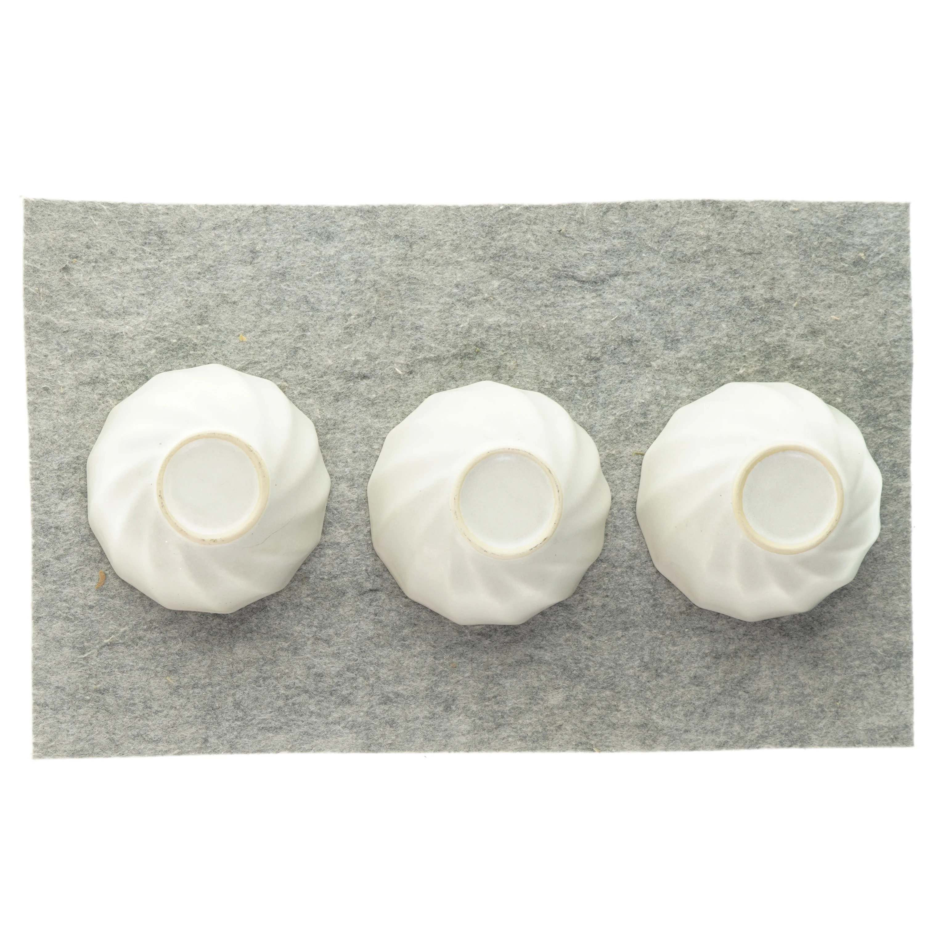 Skåle 3 stk.  (str. 7 x 12cm)