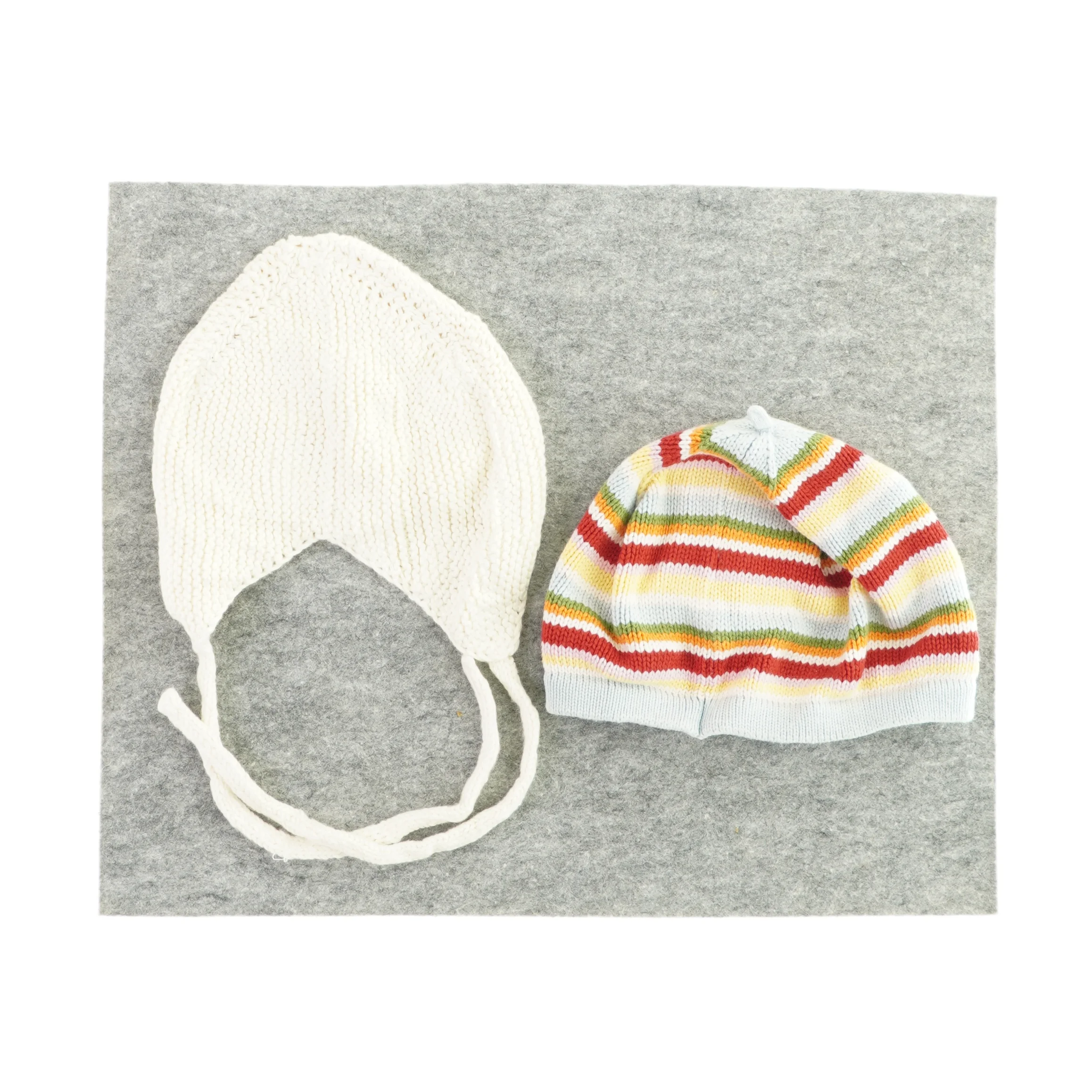 Huer 2 styks fra H&M (str. 2 til 6 måneder)