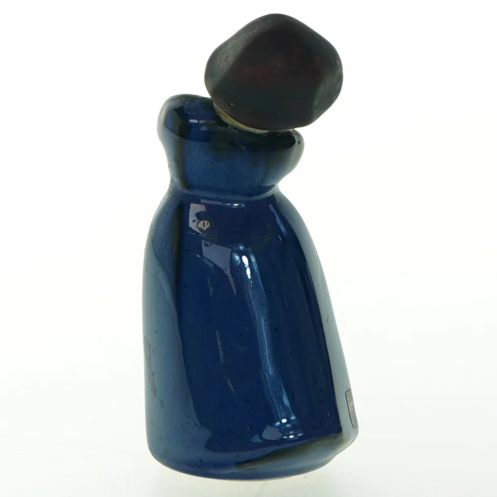 Keramikfigur af kvinde fra JIE (str. 12 cm)