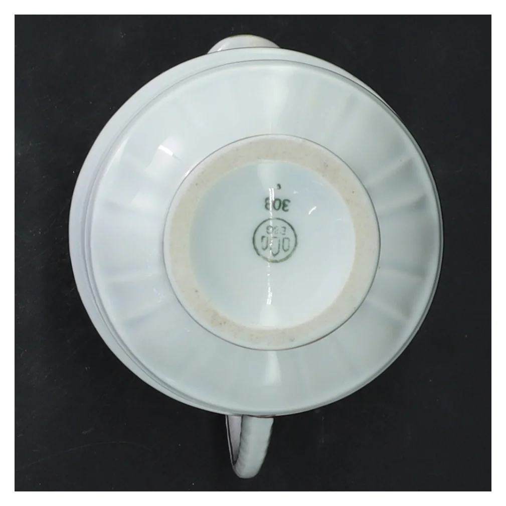 Porcelænskande med guldkant fra B&G (str. 10x10 cm)