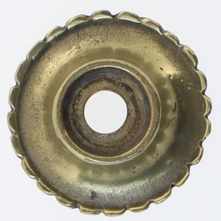 Antik messing beslag (str. Ø 4,5 cm)