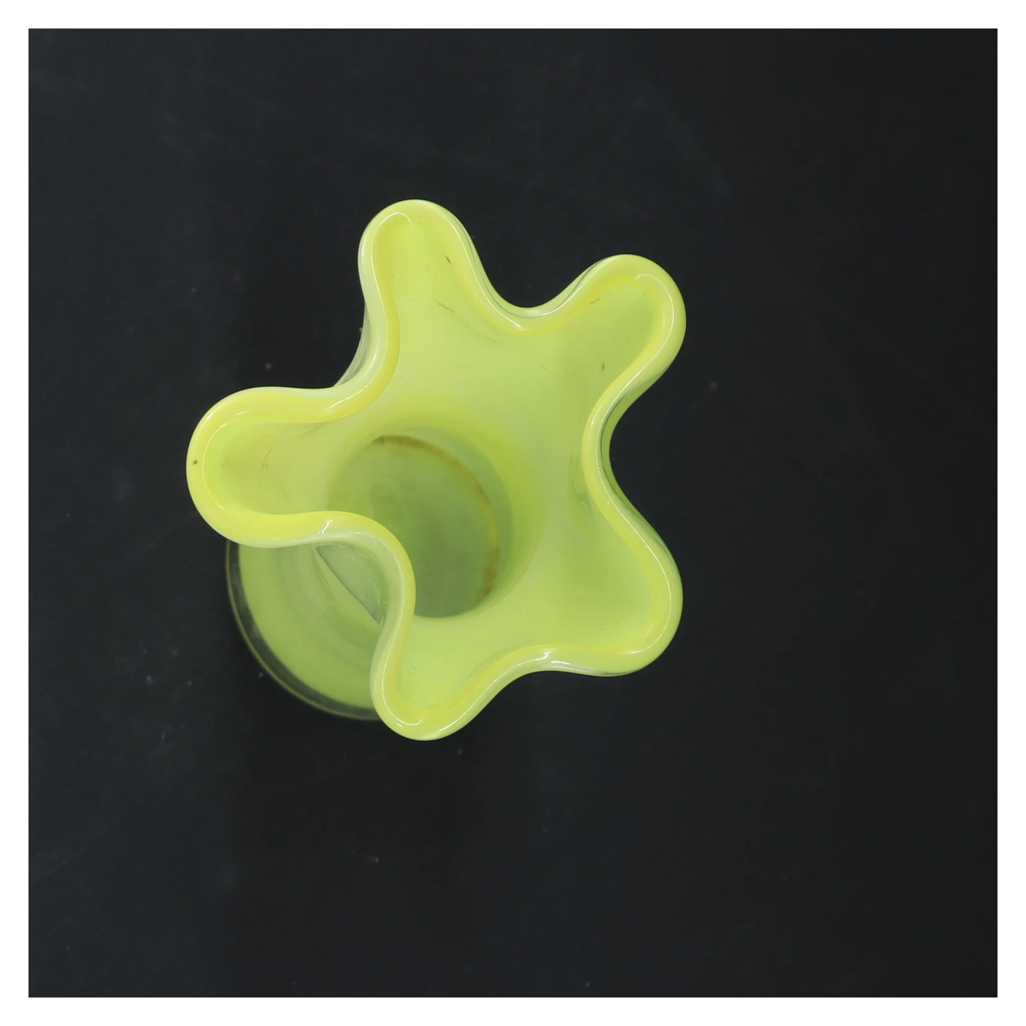 Glasvase (str. 22,5x7 cm)