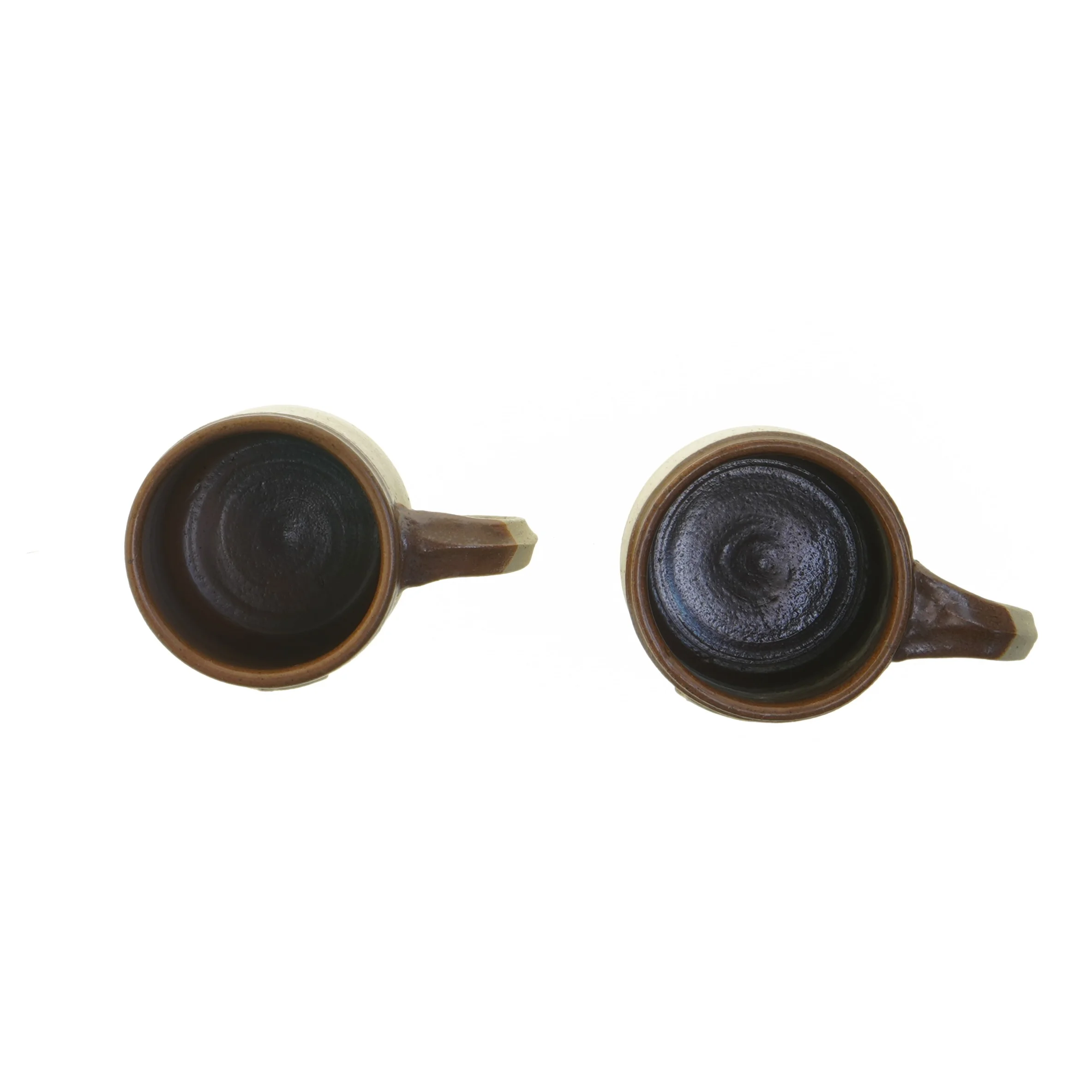 Keramiske krus med håndtag (str. Ø. 7,5 cm, længde, 10 cm)