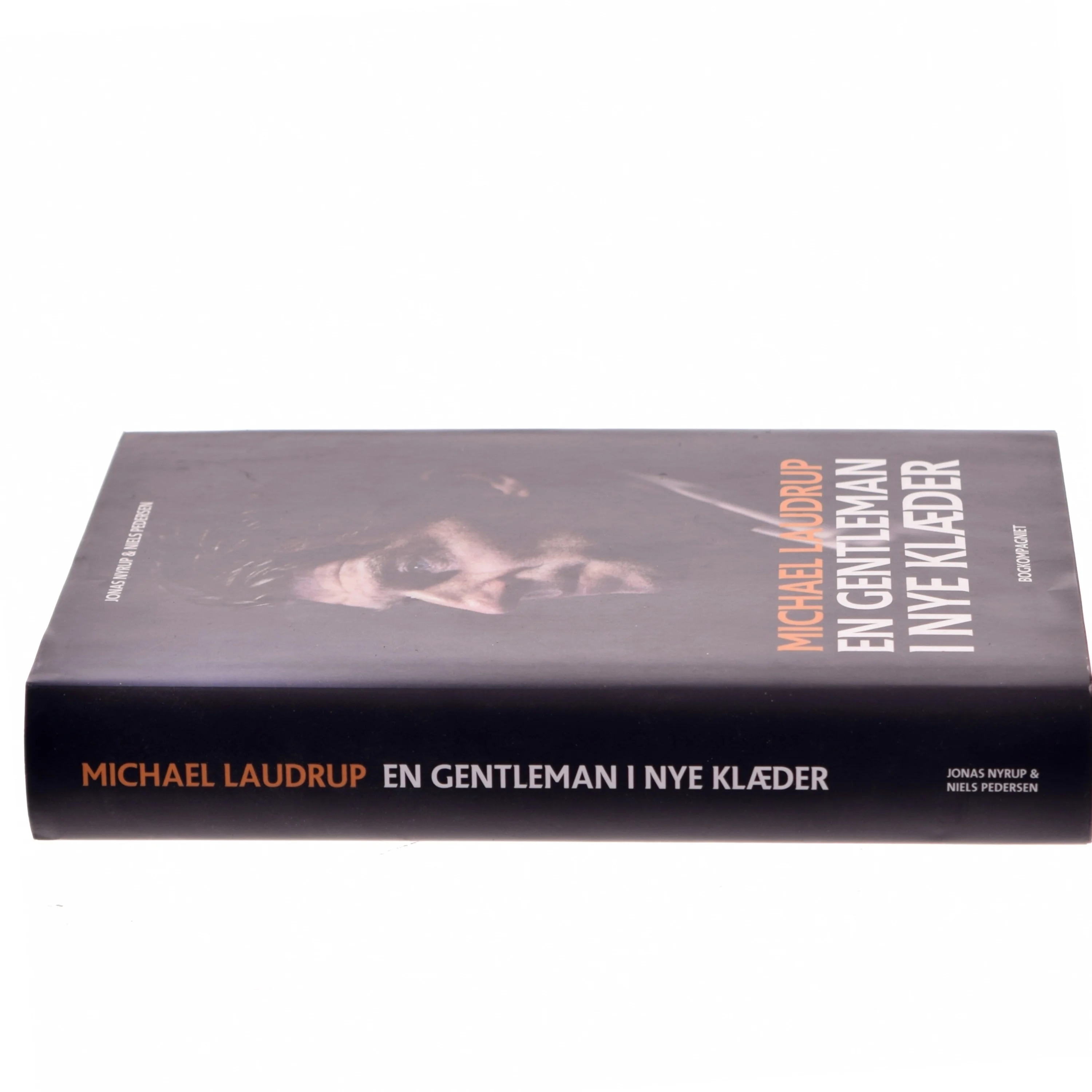 Michael Laudrup - en gentleman i nye klæder af Jonas Nyrup (Bog)