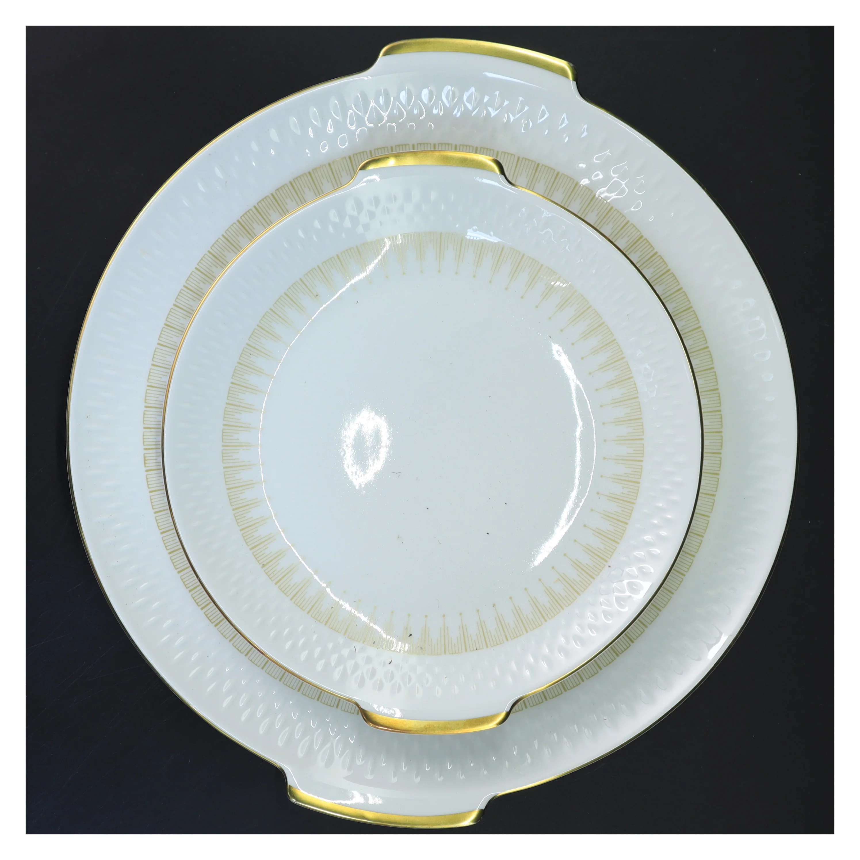 Porcelænsfade med guldkant (str. Ø 20,5&ø28 cm)