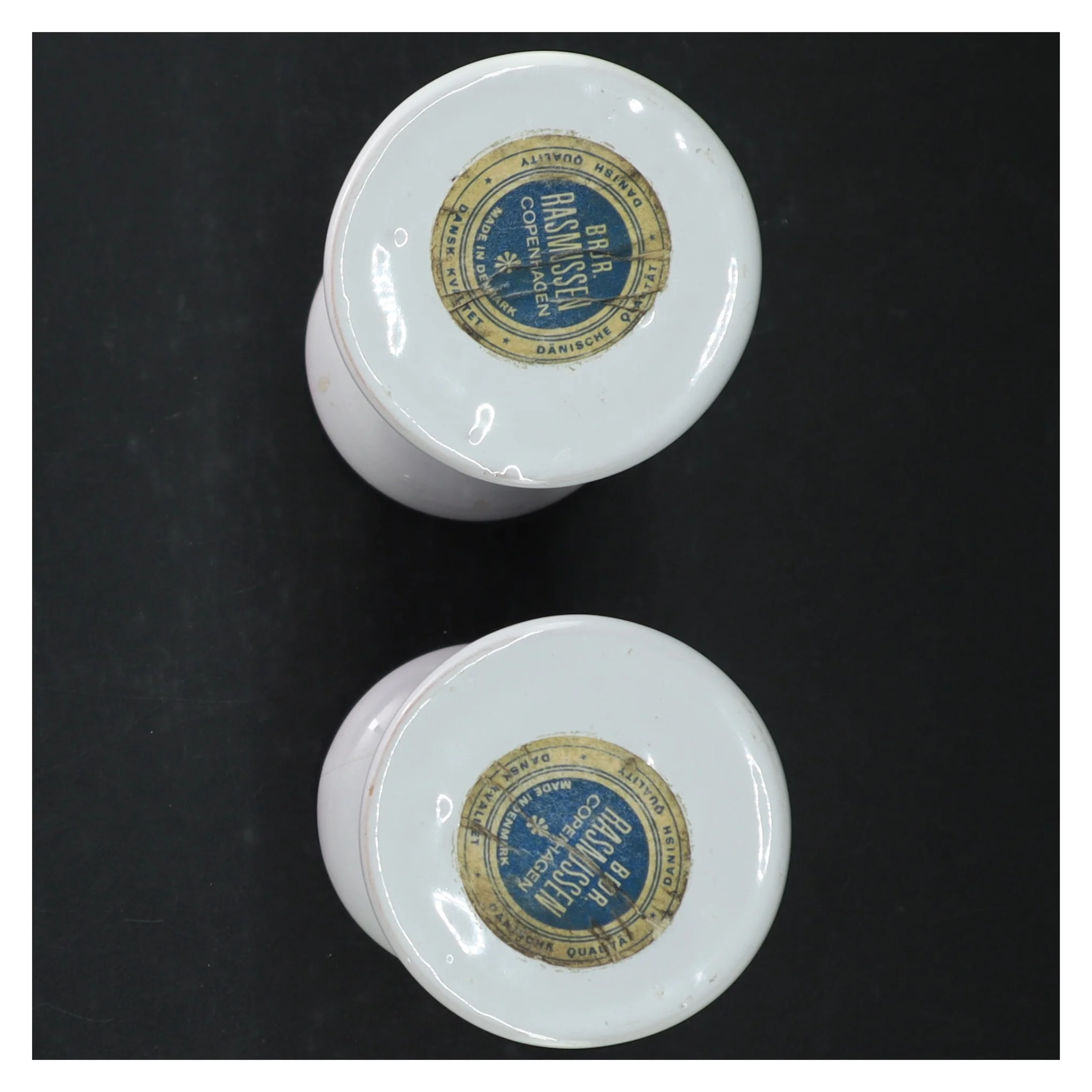 Porcelæns stager fra Bror Rasmussen (str. H. 16 cm)