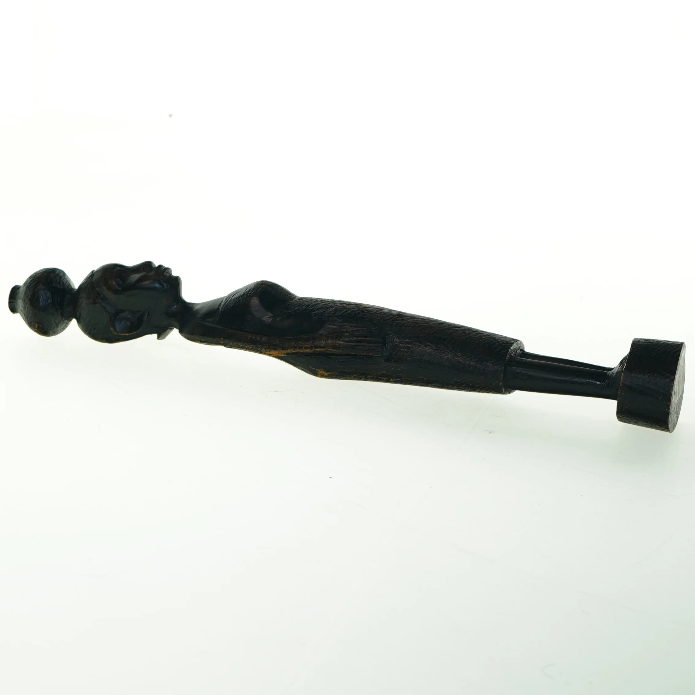 Afrikansk skulptur (str. 34,5x5,5 cm)