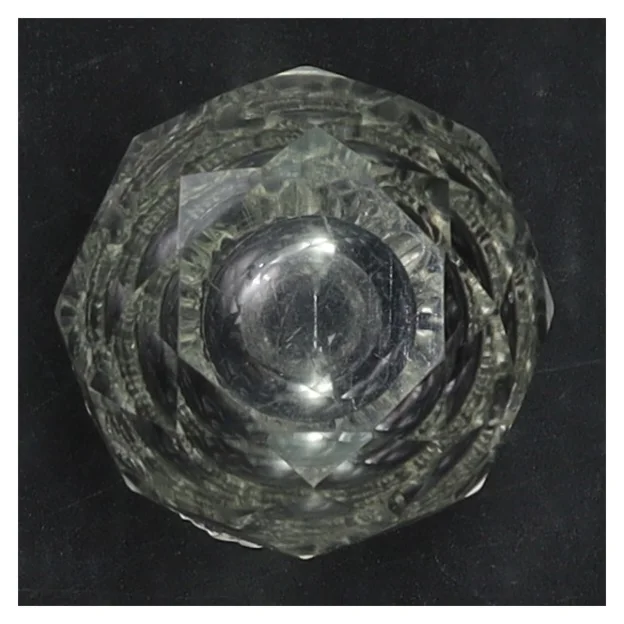 Krystal vase (str. H 6,5 cm, ø 5 cm)