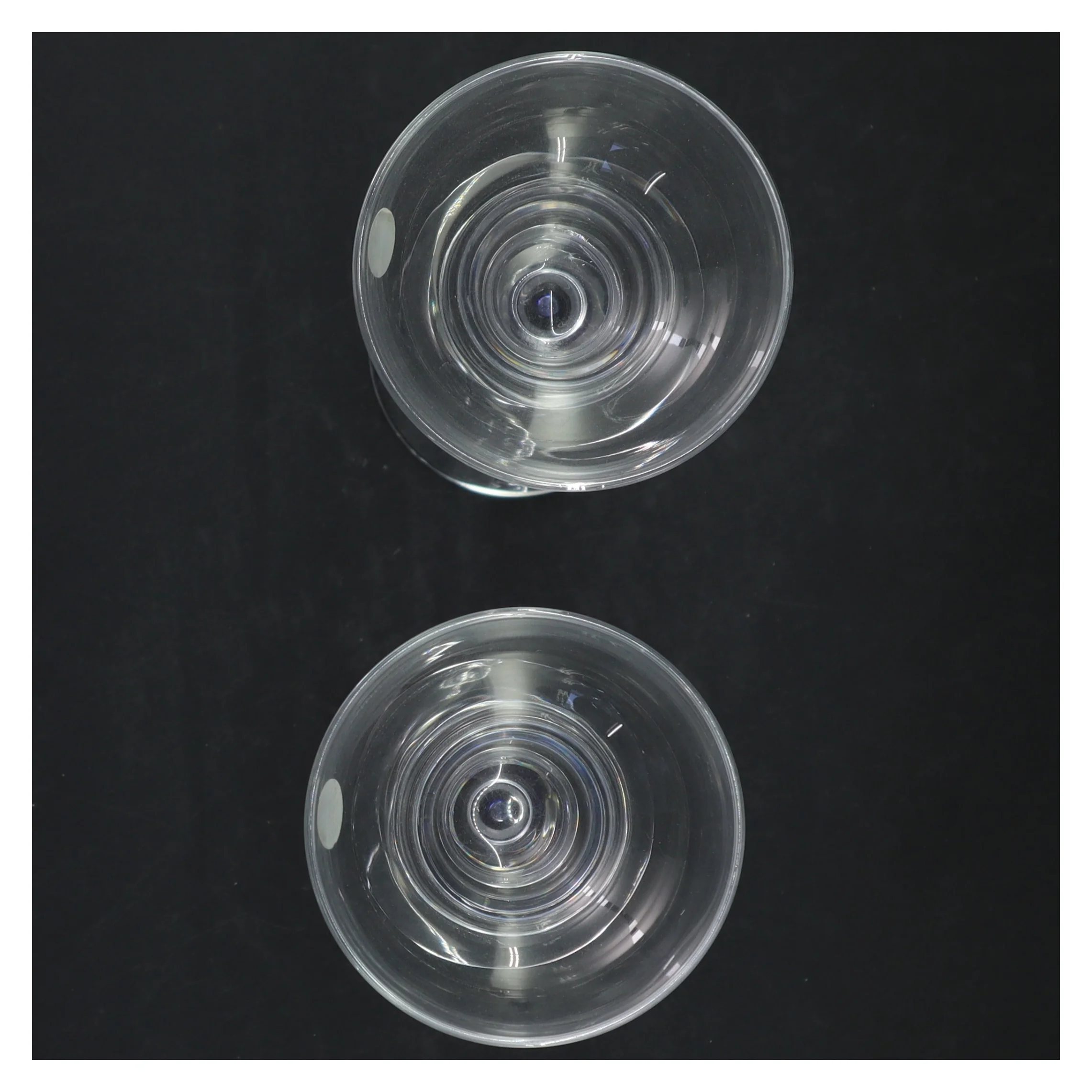 To cocktailglas i krystal (str. 19 cm)