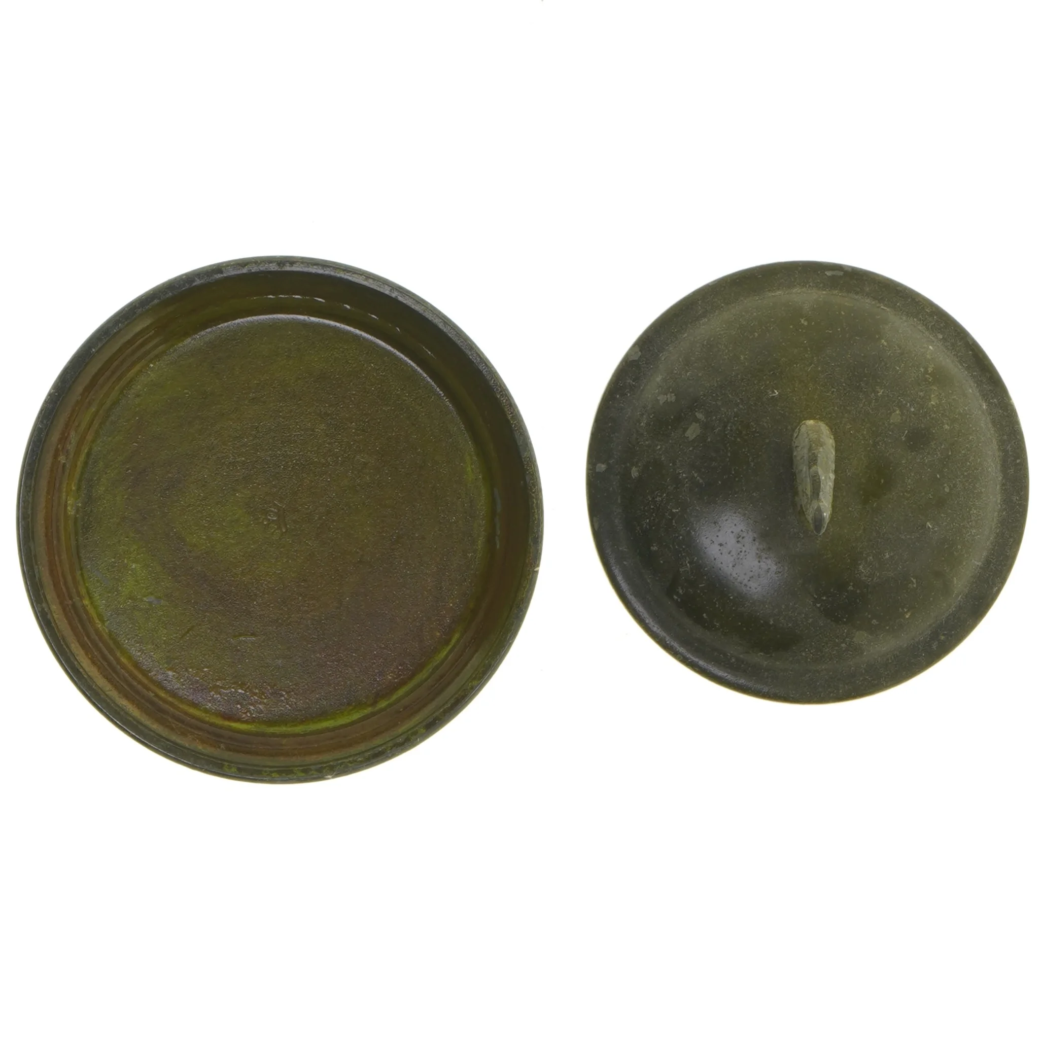 Rund beholder med låg og fiskeformet greb (str. Ø 10,5 cm længde 14 cm)