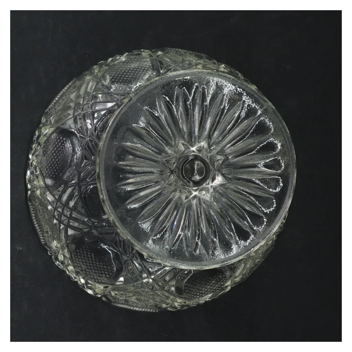 Glasfad på fod (str. Ø. 13 cm. længde, 14 cm)