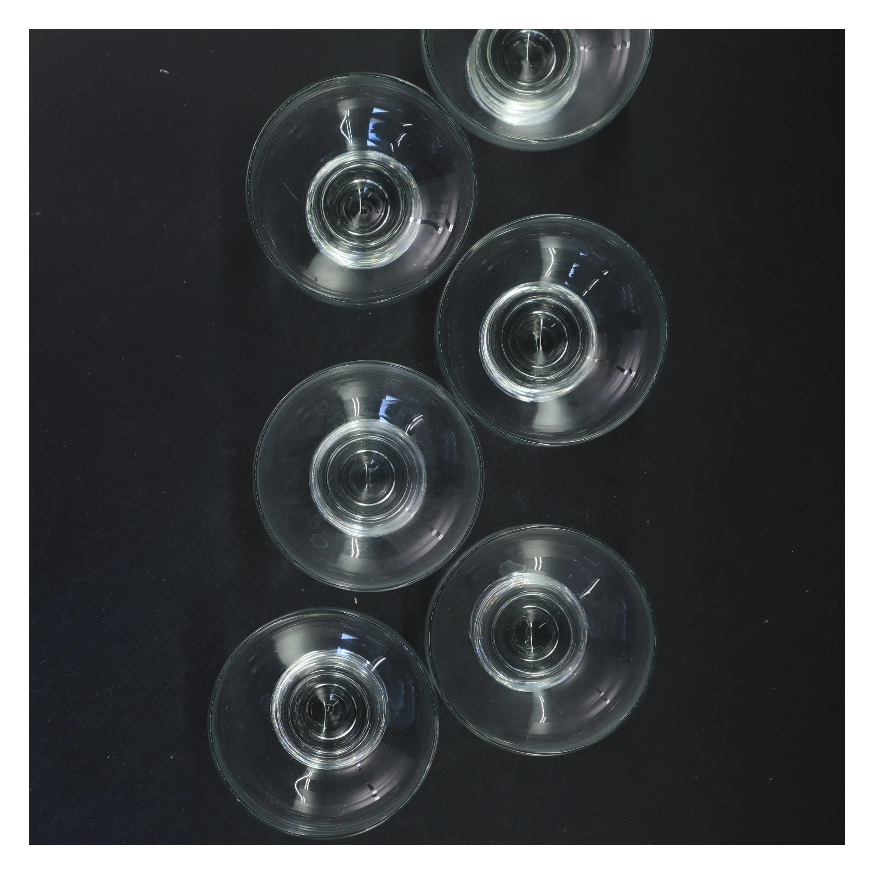 Klare glas skåle (str. 9x9 cm)