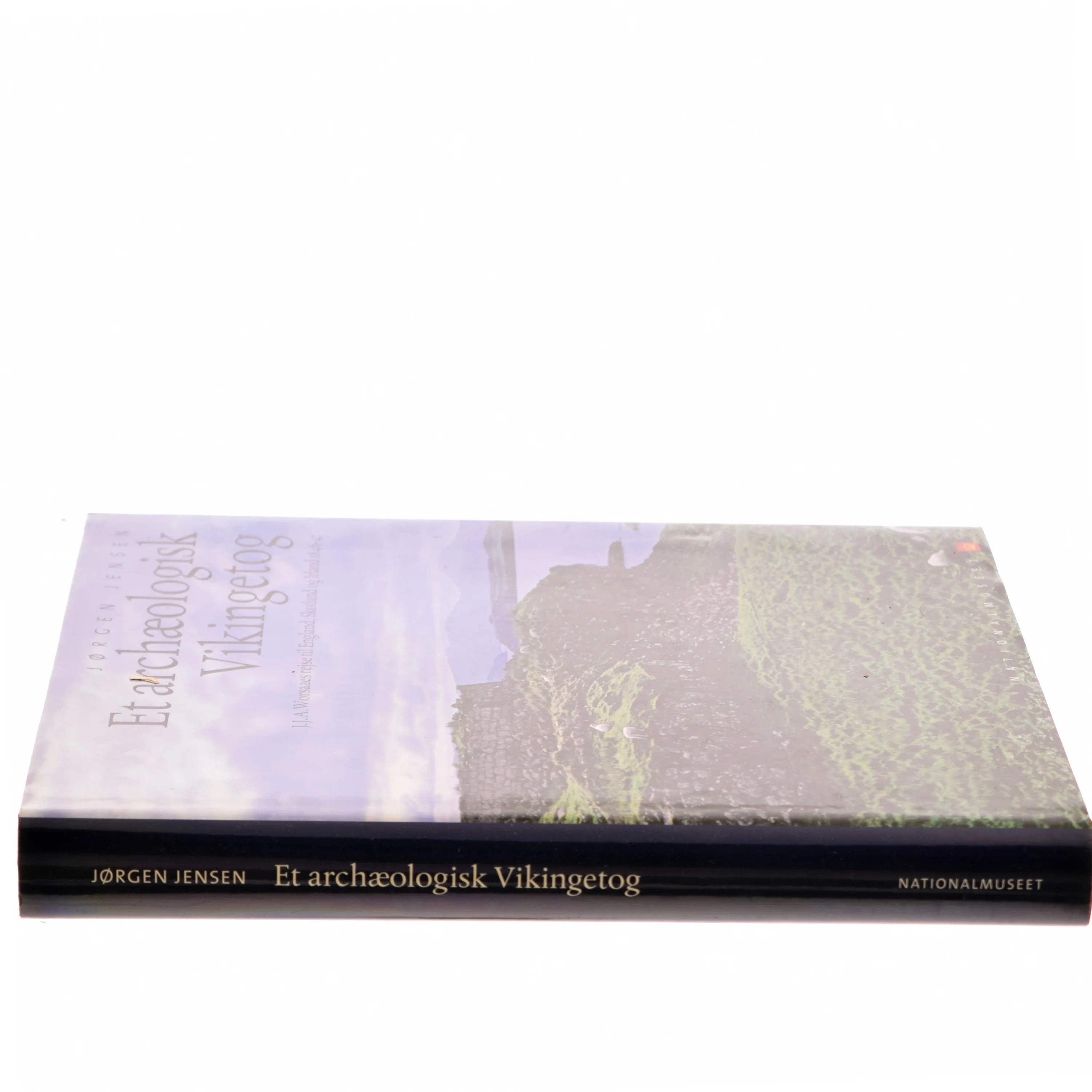 Et archæologisk Vikingetog : J.J.A. Worsaaes rejse til England, Skotland og Irland 1846-47 af Jørgen Jensen (f. 1936-07-30) (Bog)