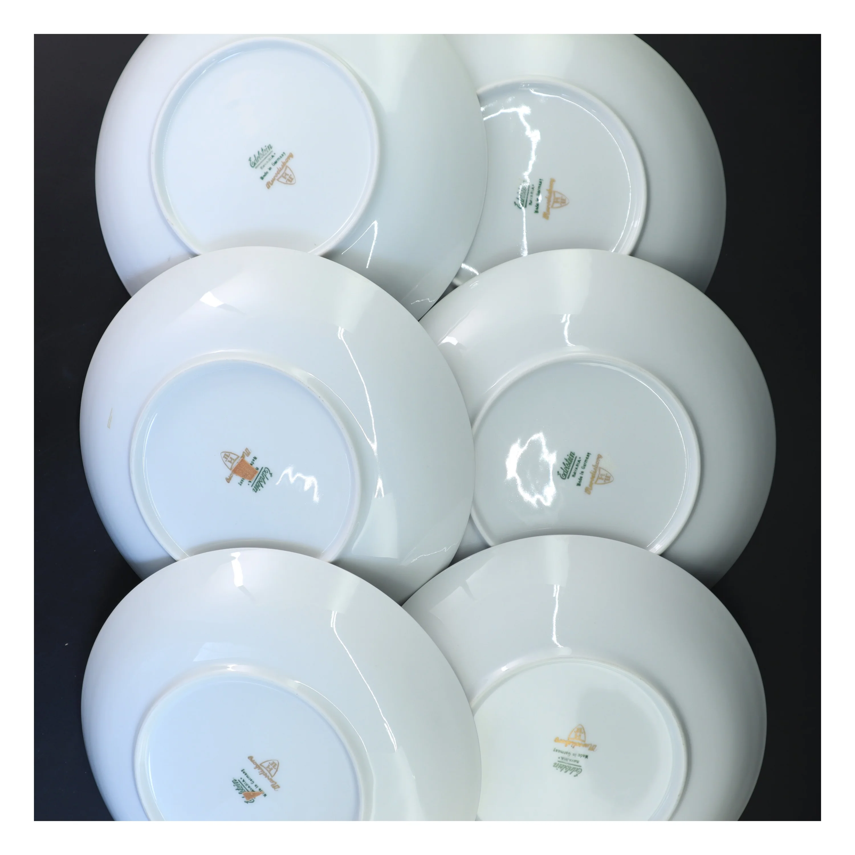 Sæt af 6 porcelænstallerkener fra Arzberg (str. Hvis i mangler paller, så er vi sat dem over under den nye reol derovre)