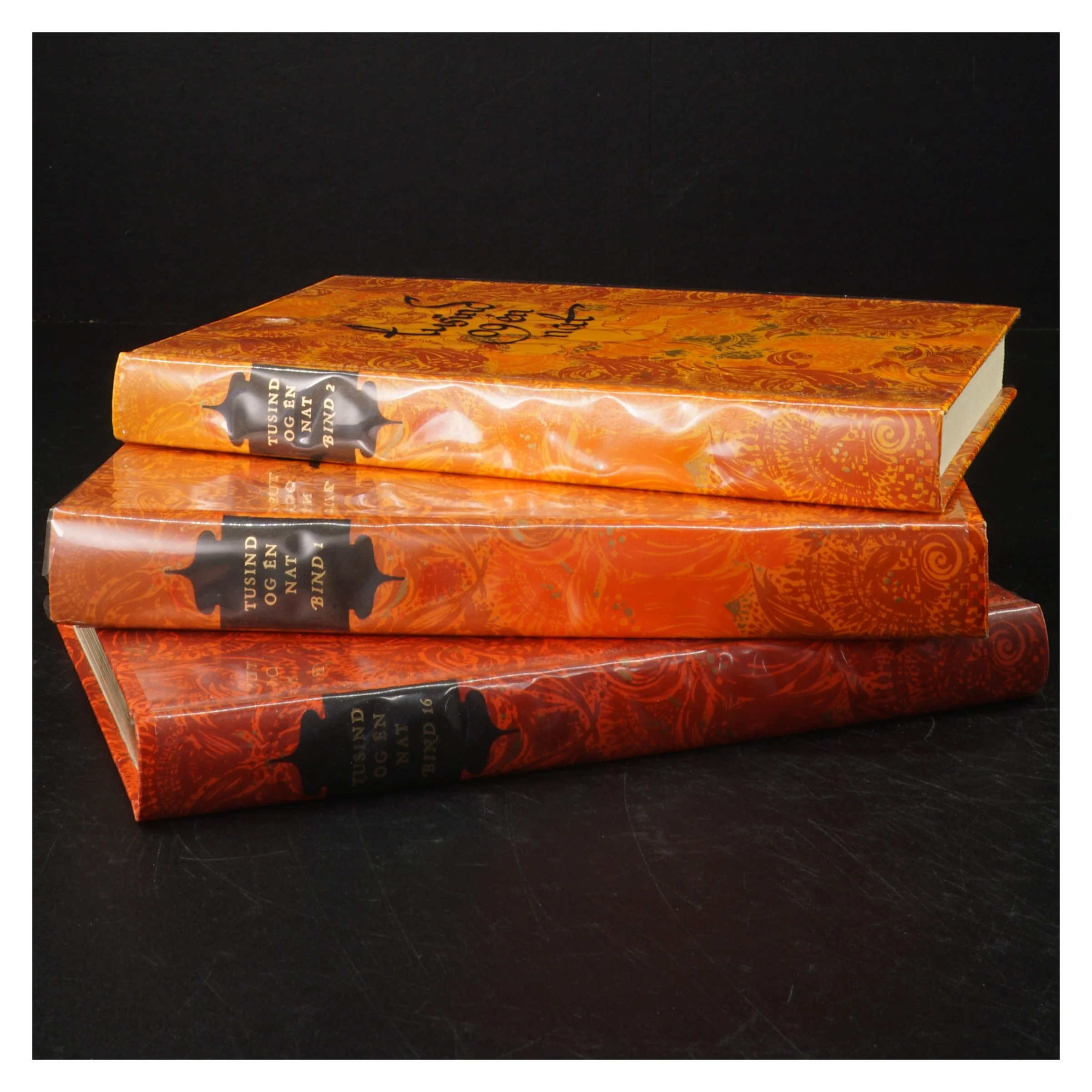 Tusind og en nat bogserie fra Steen Hesselbaks Forlag I København (str. 13 x 21)