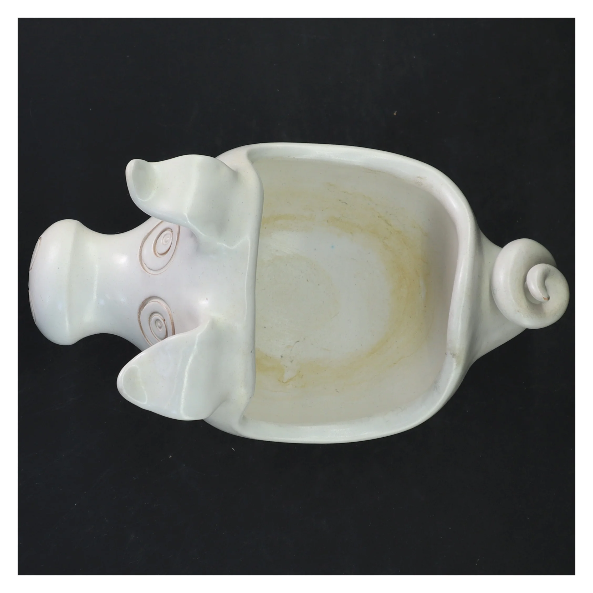 Keramik griseformet beholder (str. 22x12 cm)