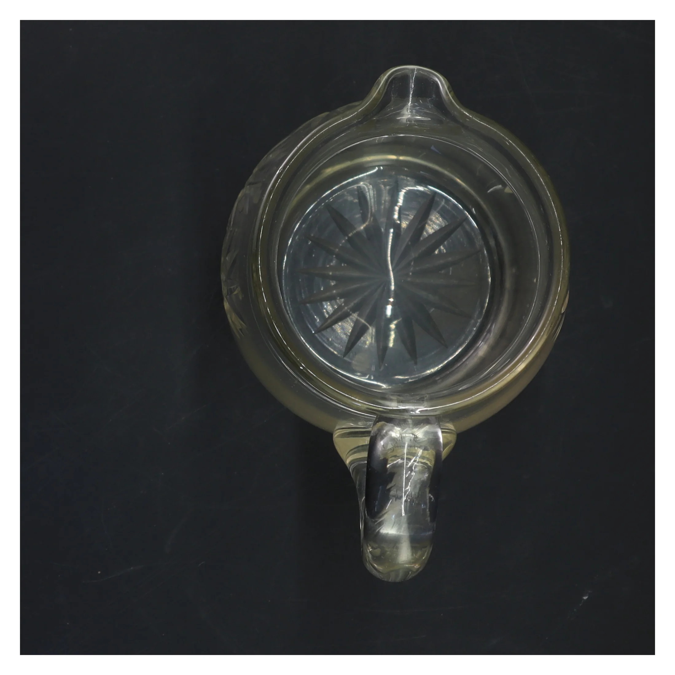 Glaskande med indgraveret mønster (str. 18x16 cm)