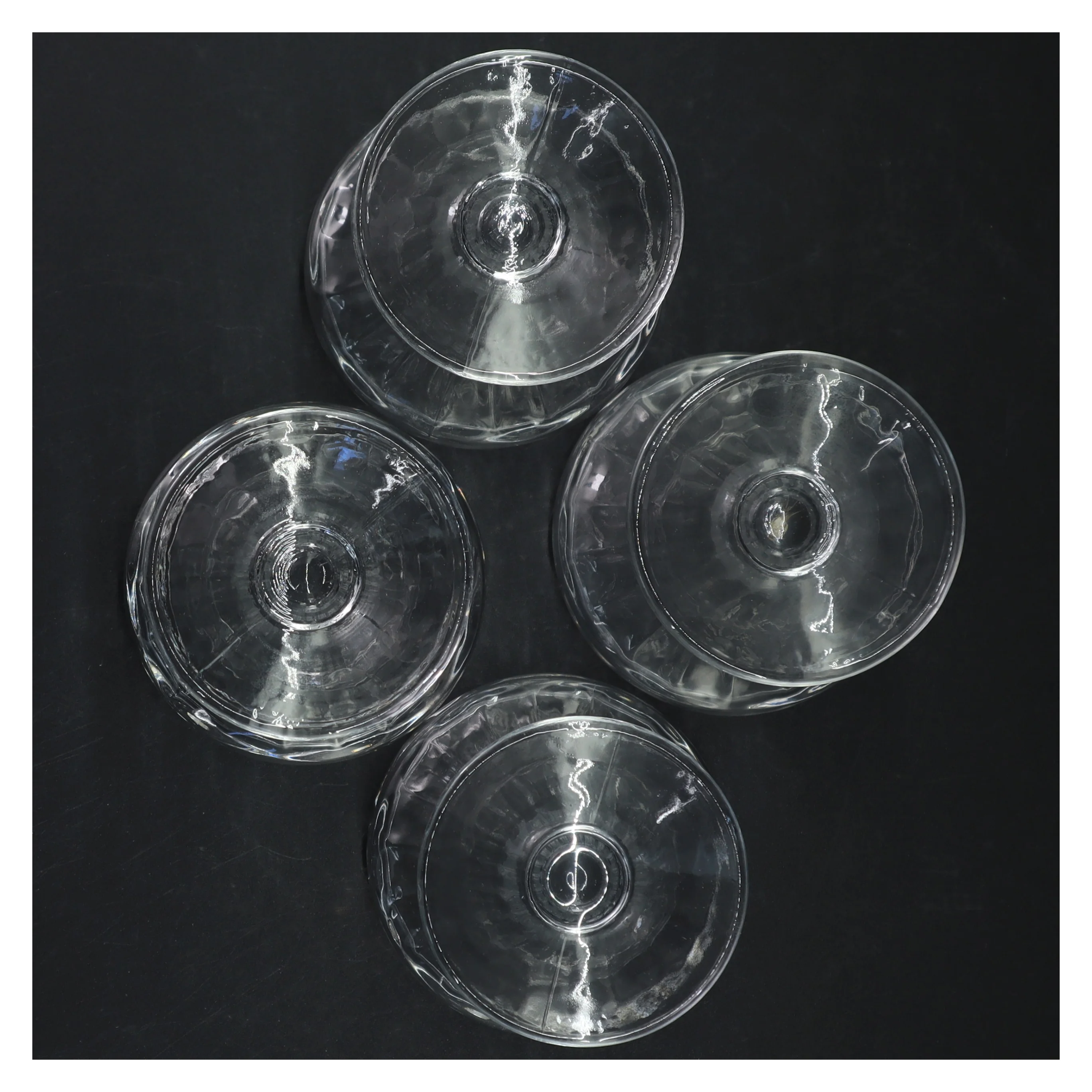 Gennemsigtige krystalglasvaser (str. Ø. 11 cm. længde, 14 cm)