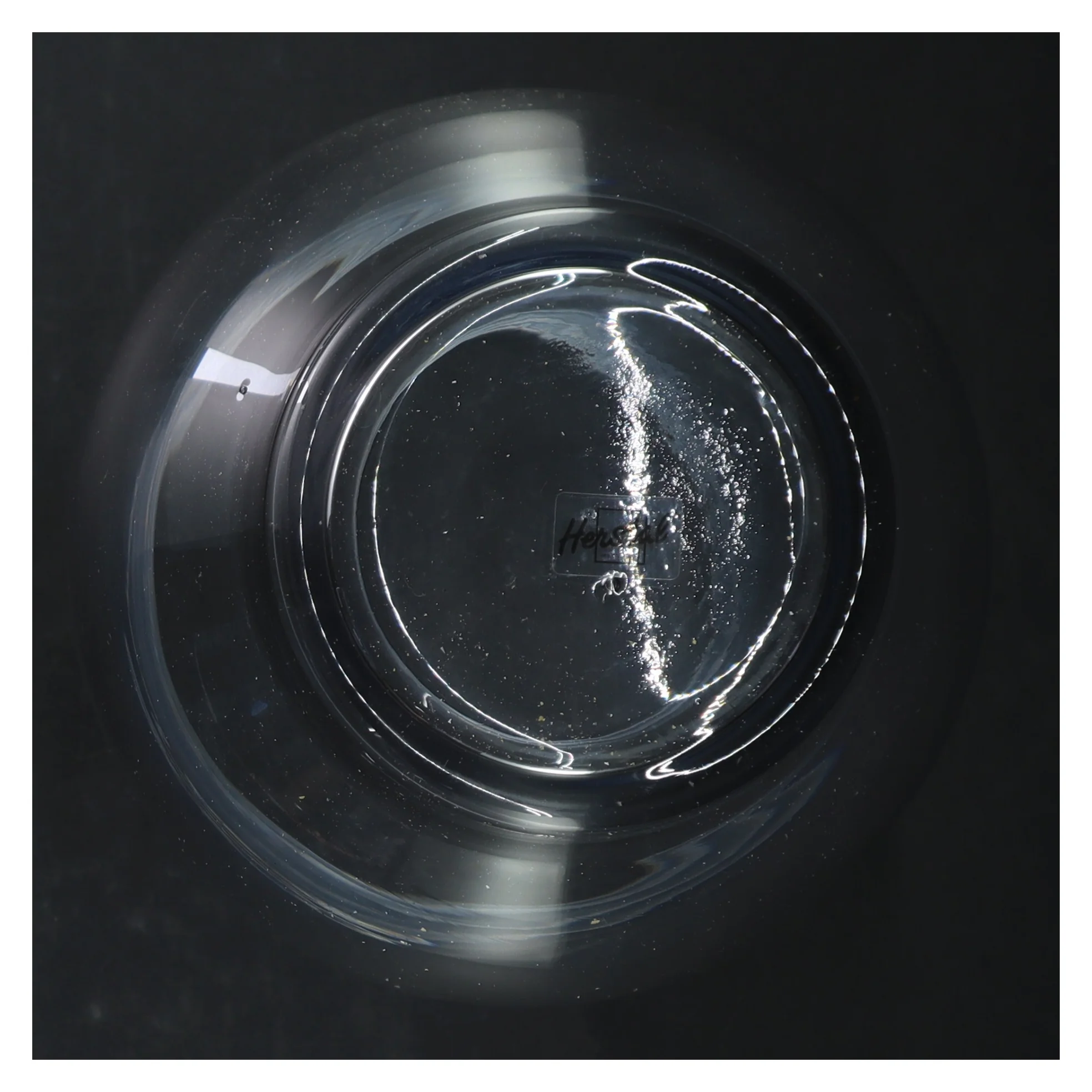 Gennemsigtig vase fra Herstal (str. H. 21 cm)