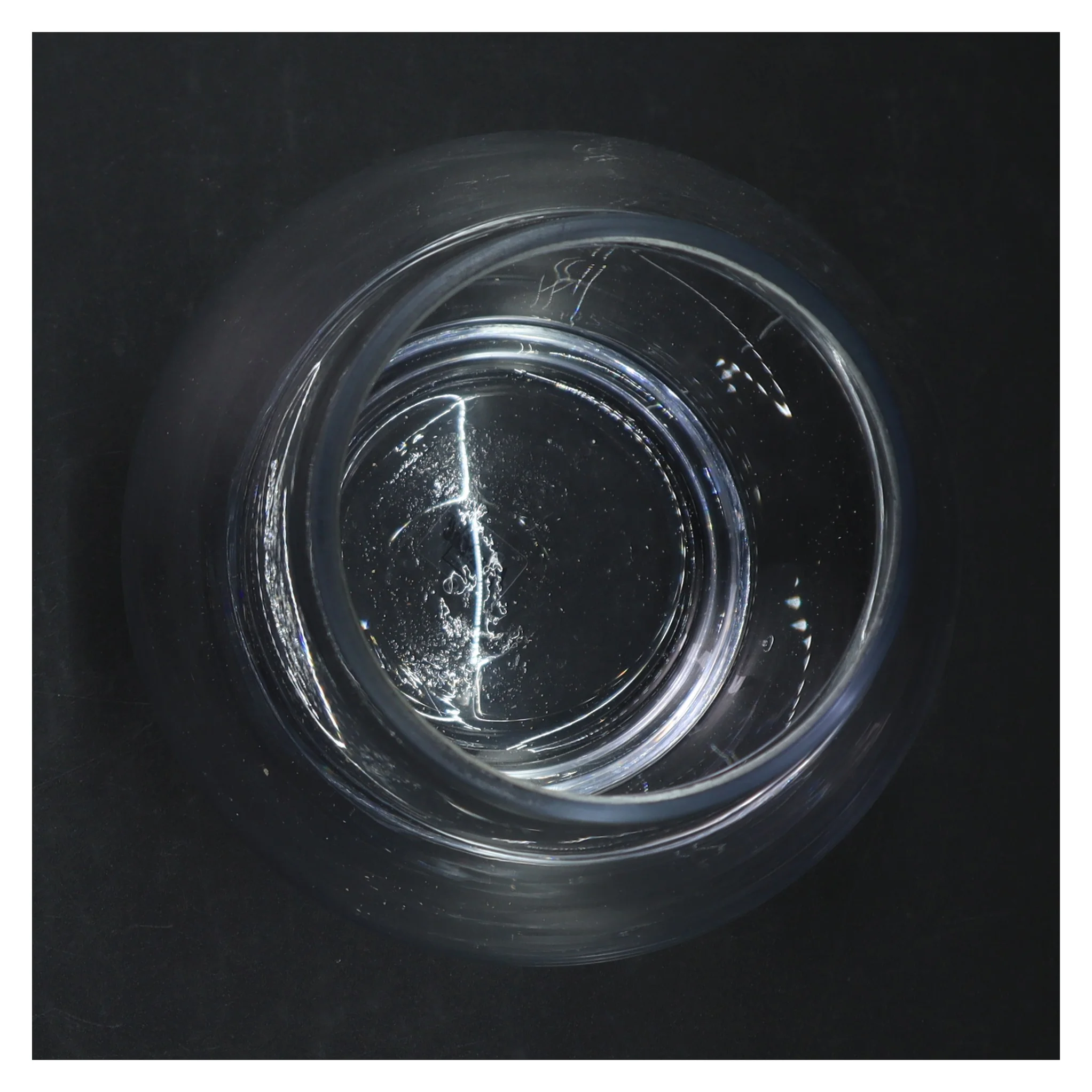 Gennemsigtig vase fra Herstal (str. H. 21 cm)