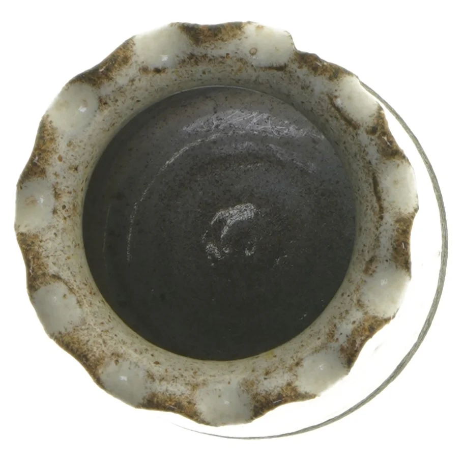 Keramisk vase med bølget kant af kaj henning (str. 13 cm)