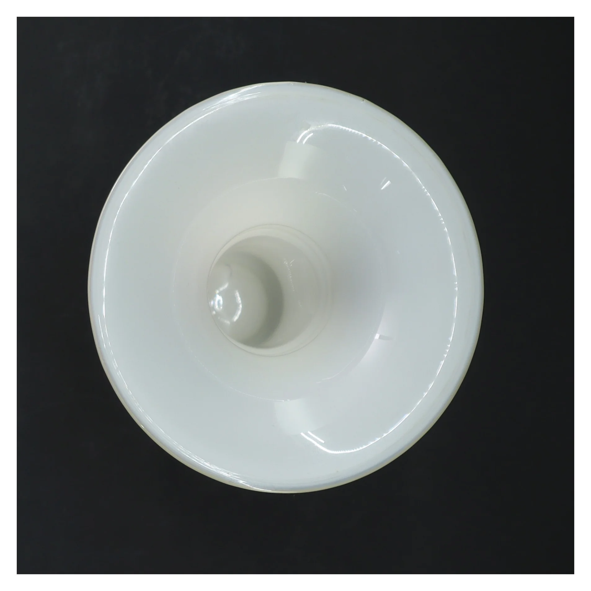 Hvid vase holmegaard (str. 19 cm)