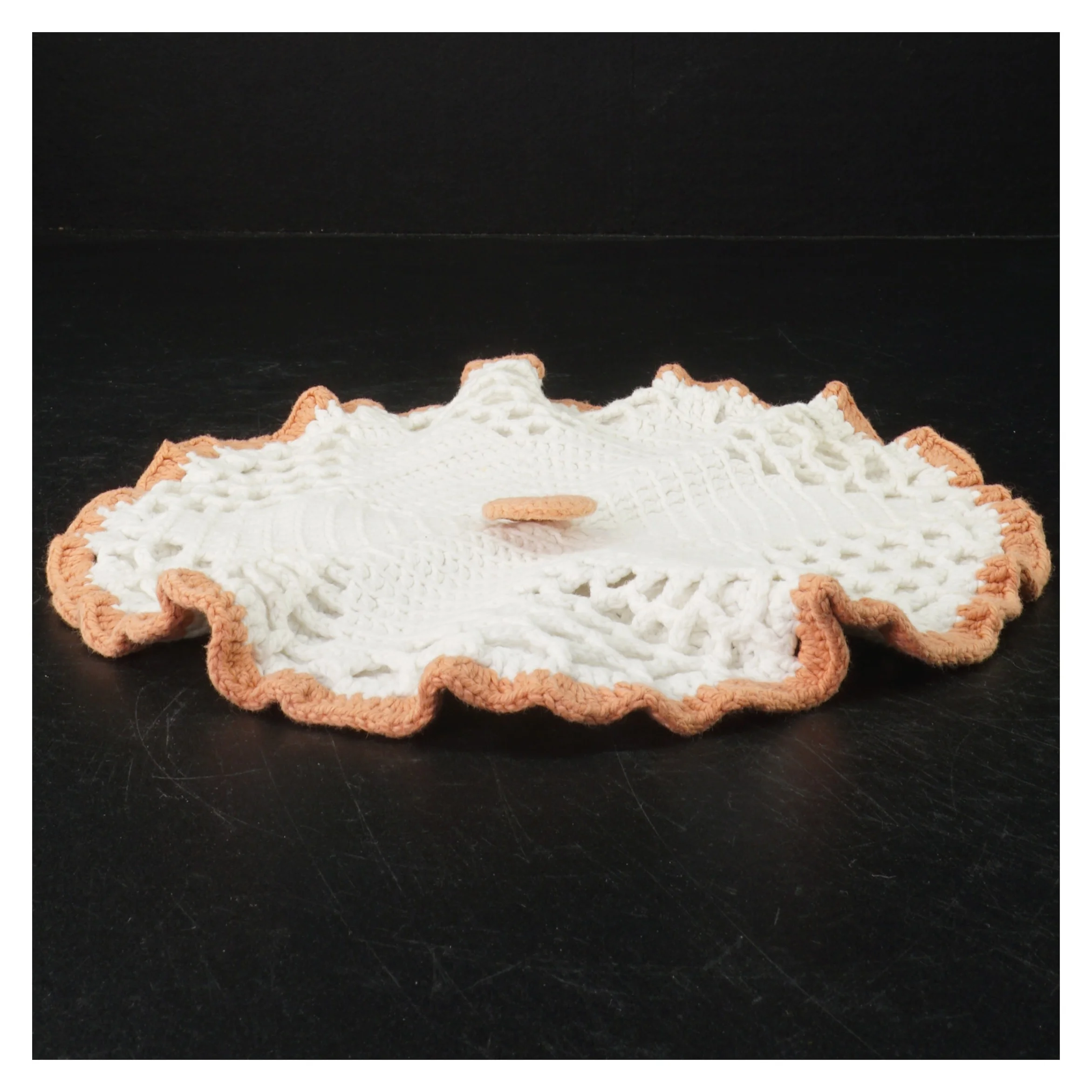 Hæklet dug (str. Ø. 25 cm)