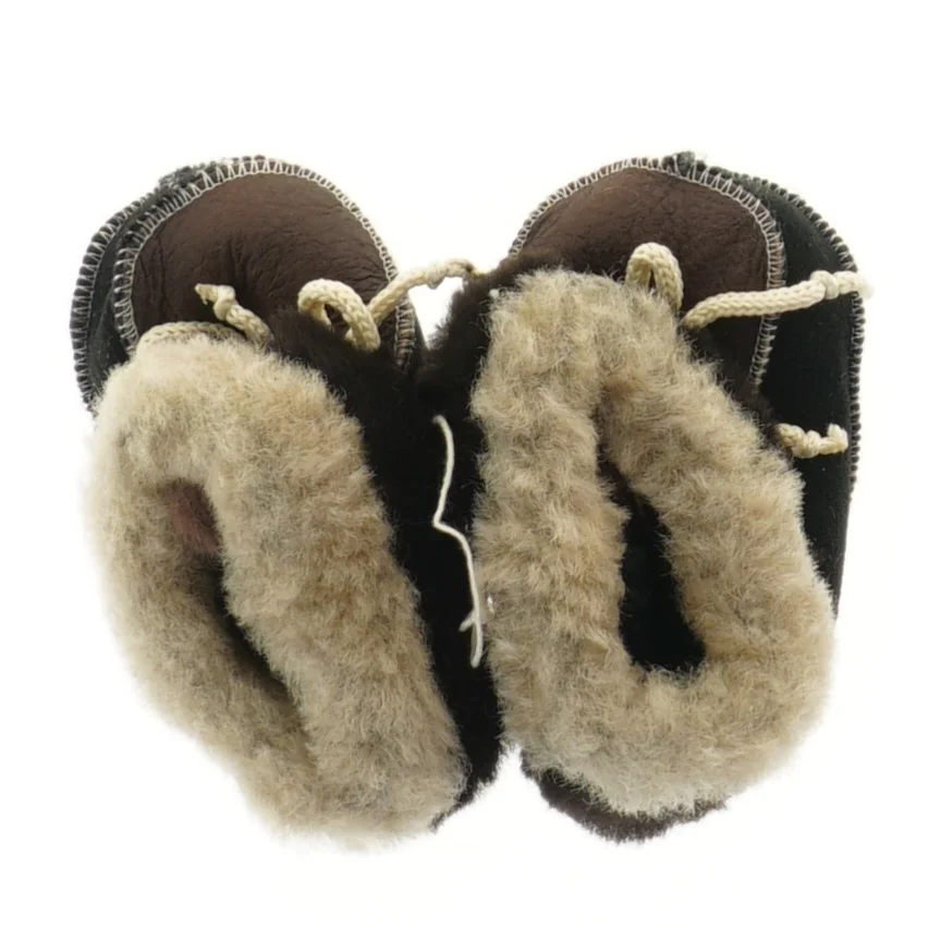 Babystøvler med uldfor (str. 12 cm)