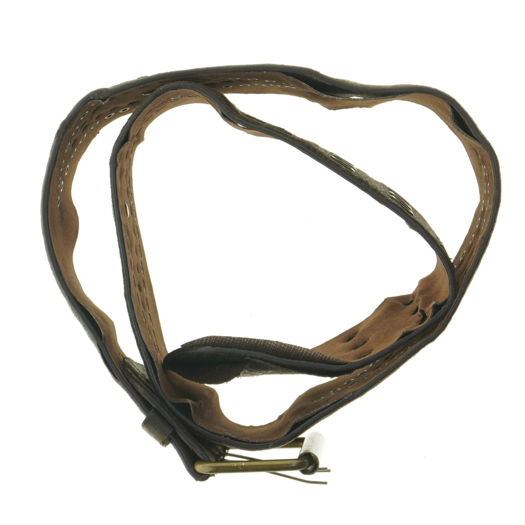 Læderbælte med nitter (str. 106 cm)