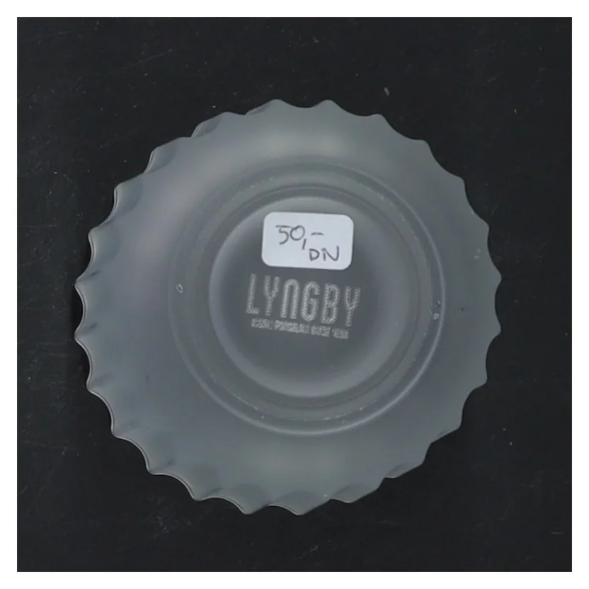 Lyngby lysestage fra Lyngby (str. 6,5 cm)