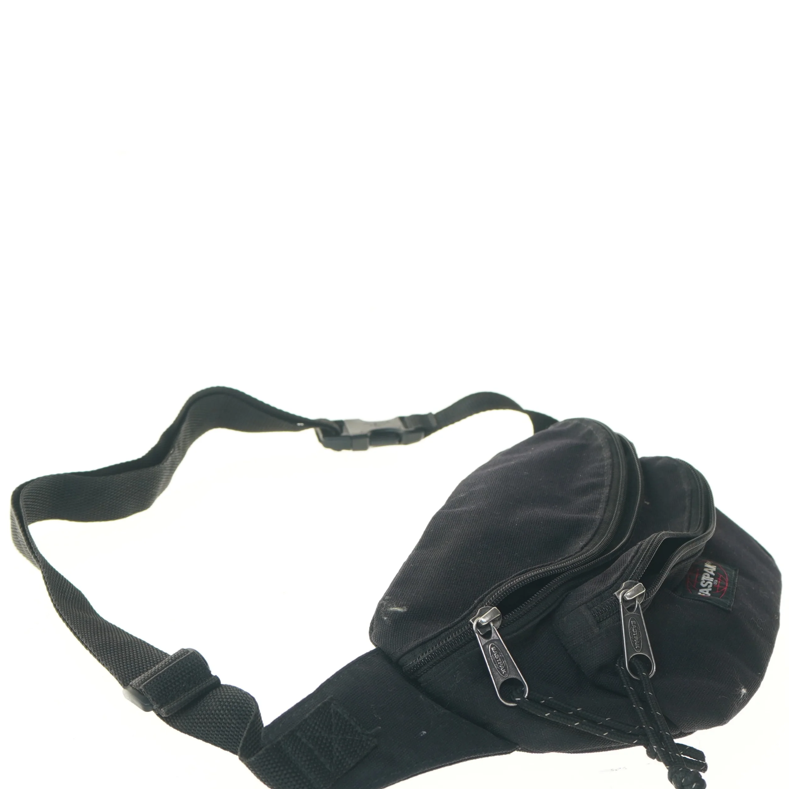 Sort bæltetaske fra Eastpak (str. 30x17 cm)