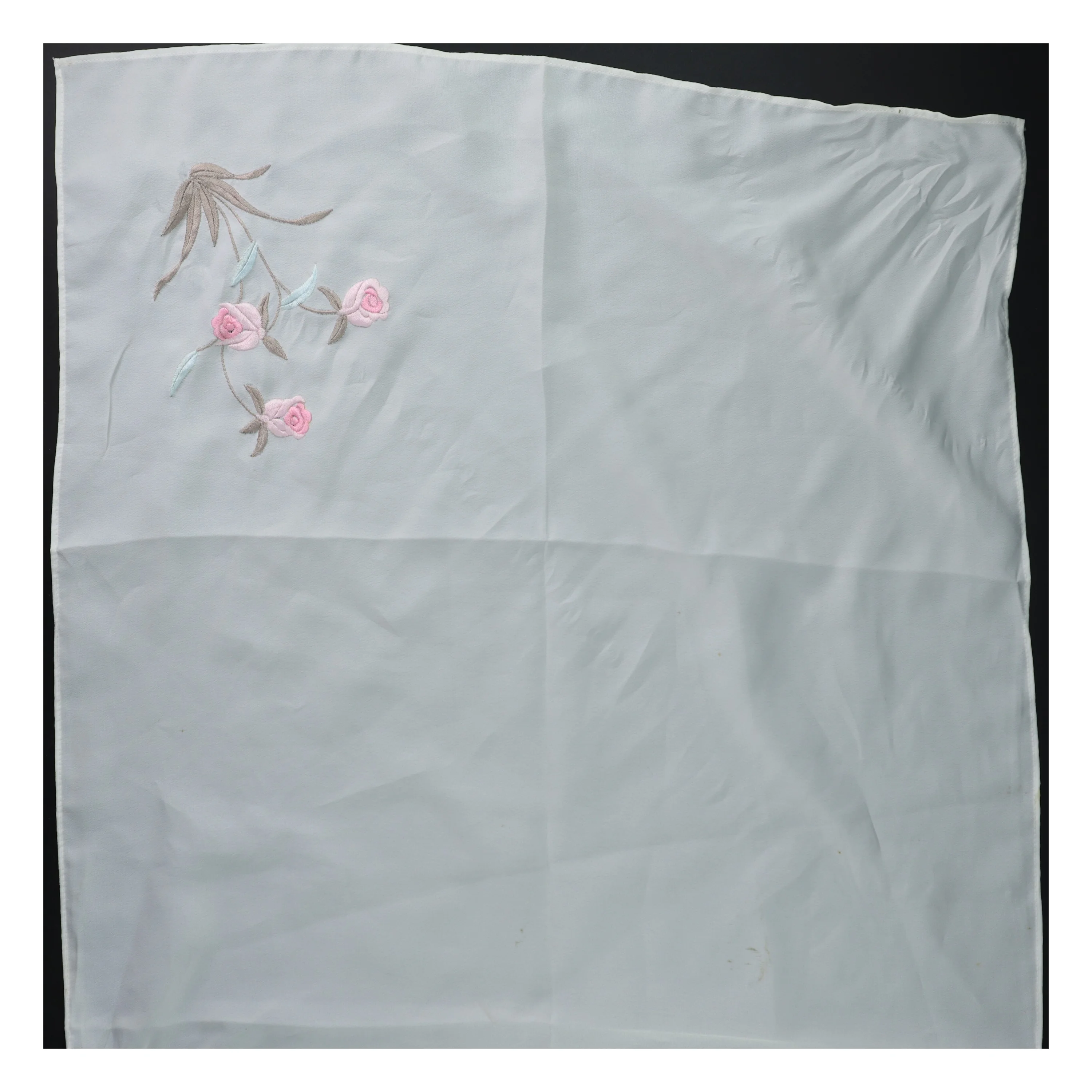 Broderet dug (str. 49x49 cm)