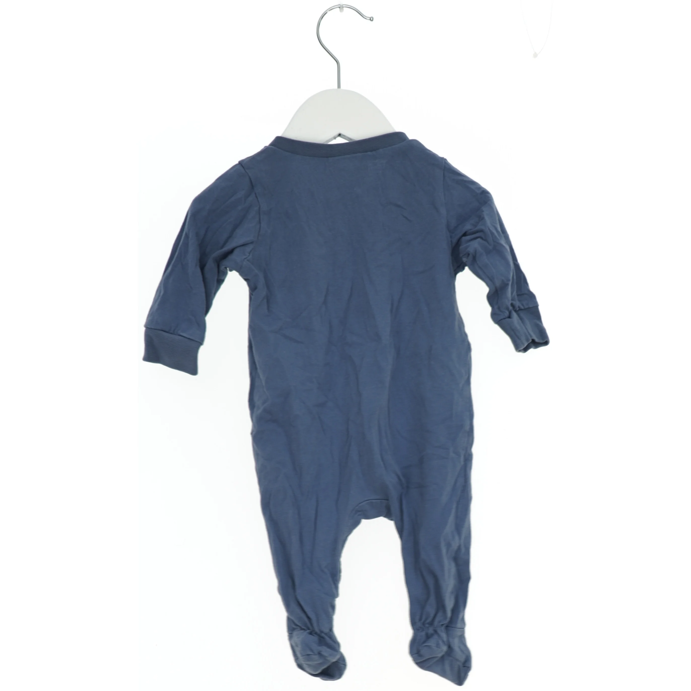 Baby heldragt med knapper fra H&M (str. 62)