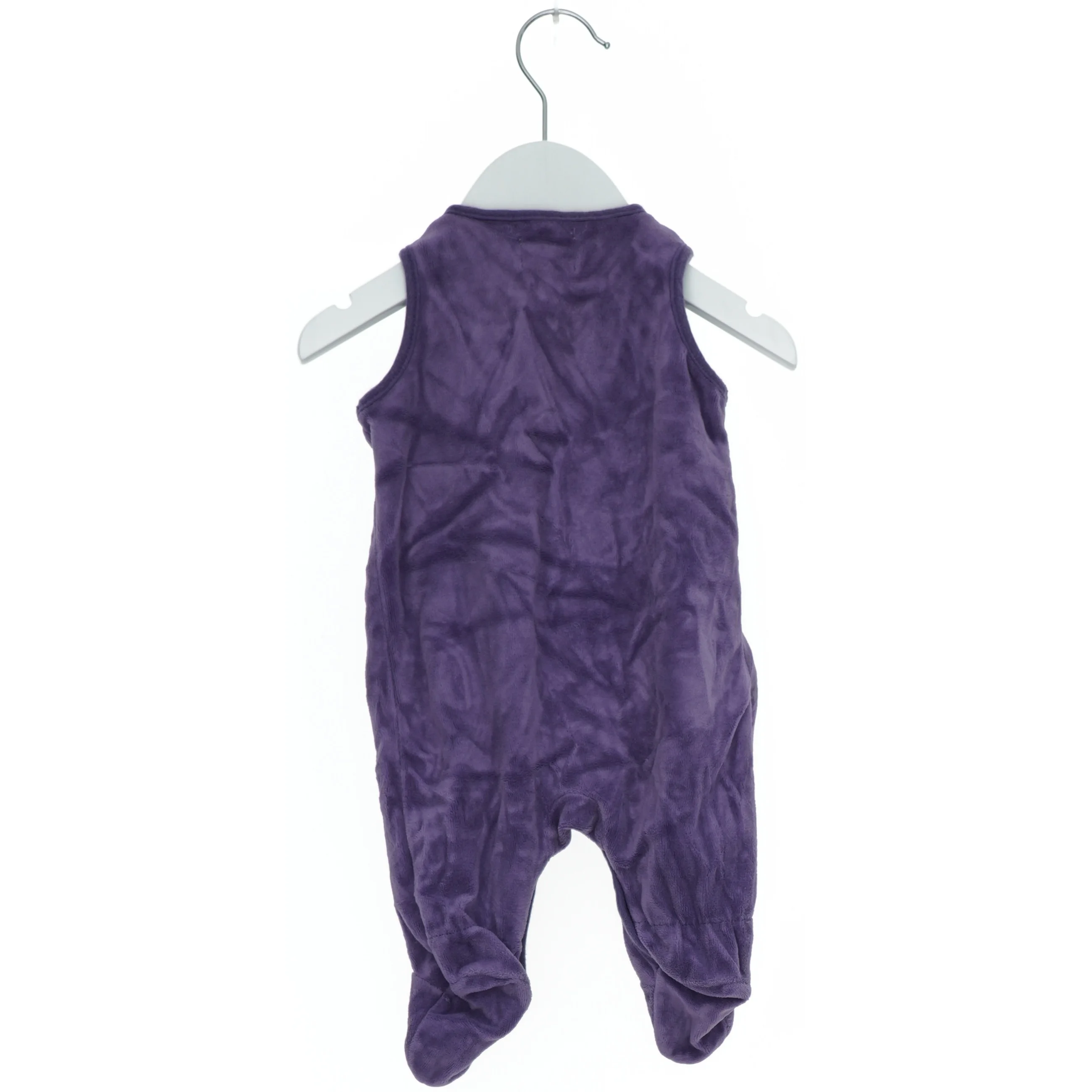 Lilla heldragt fra Name It (str. 56)