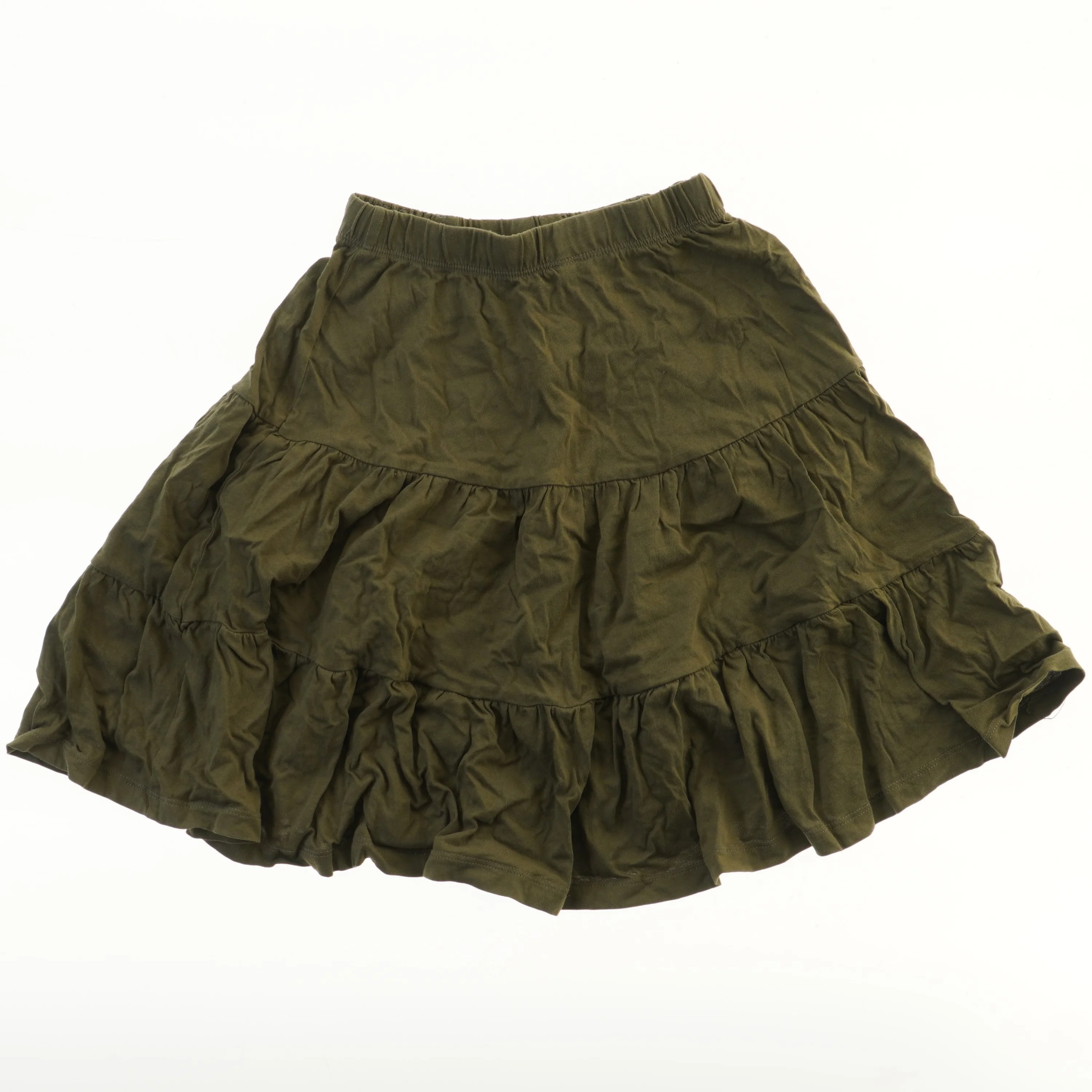 Grøn nederdel med flæser fra Only (str. 110)