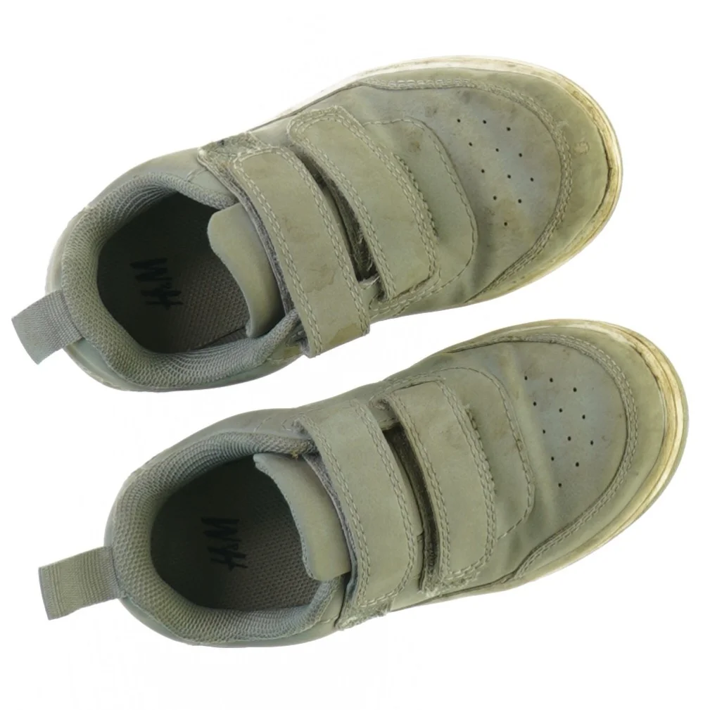 Sko fra H&M (str. 24)