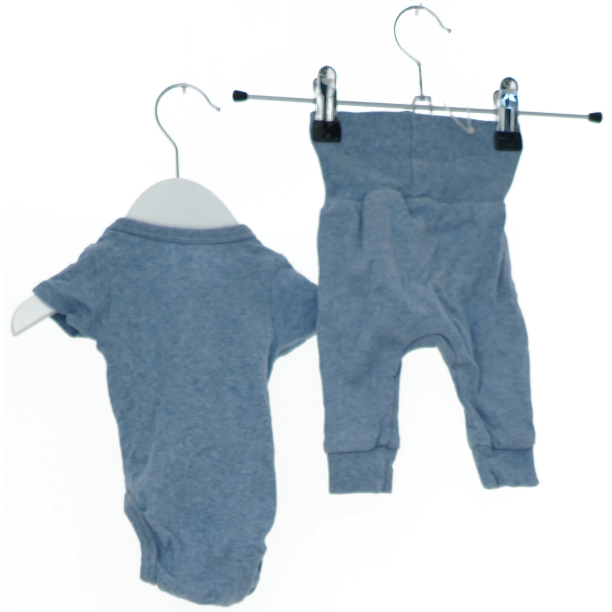 Baby sæt med bodystocking og bukser fra H&M (str. 50)