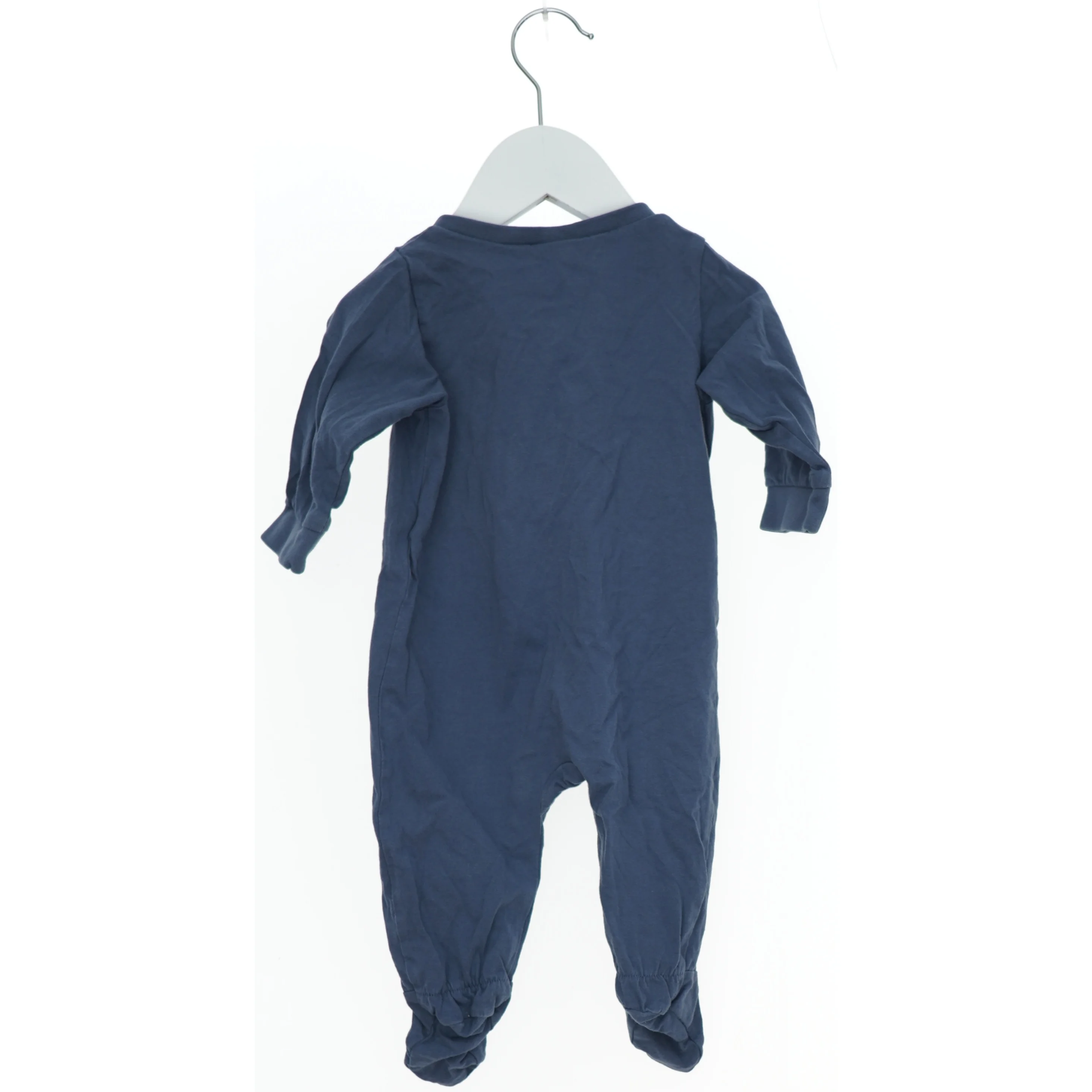 Babydragt med knapper fra H&M (str. 62)