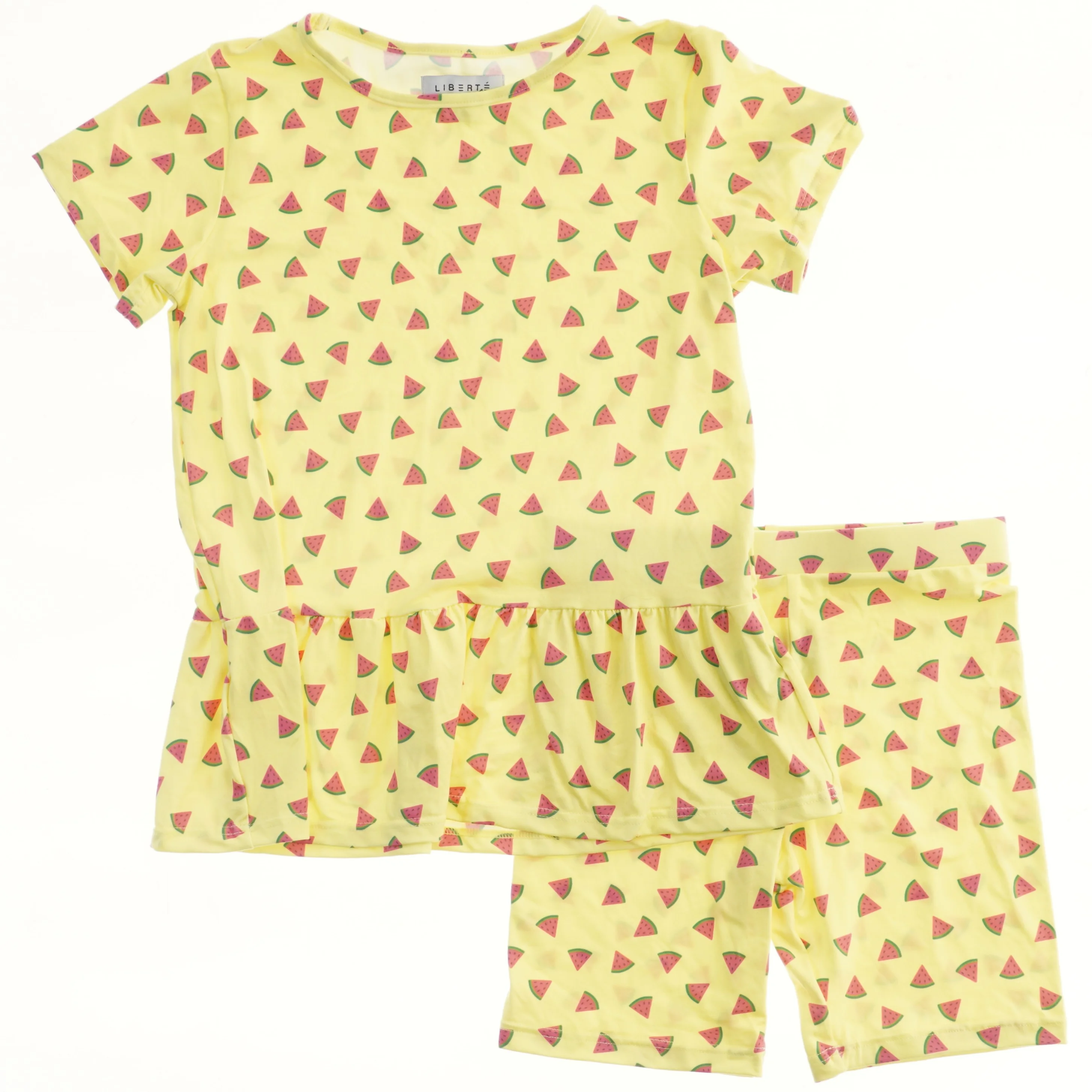Gult sæt med vandmelon mønster fra LIBERTÉ Ami (str. 122)