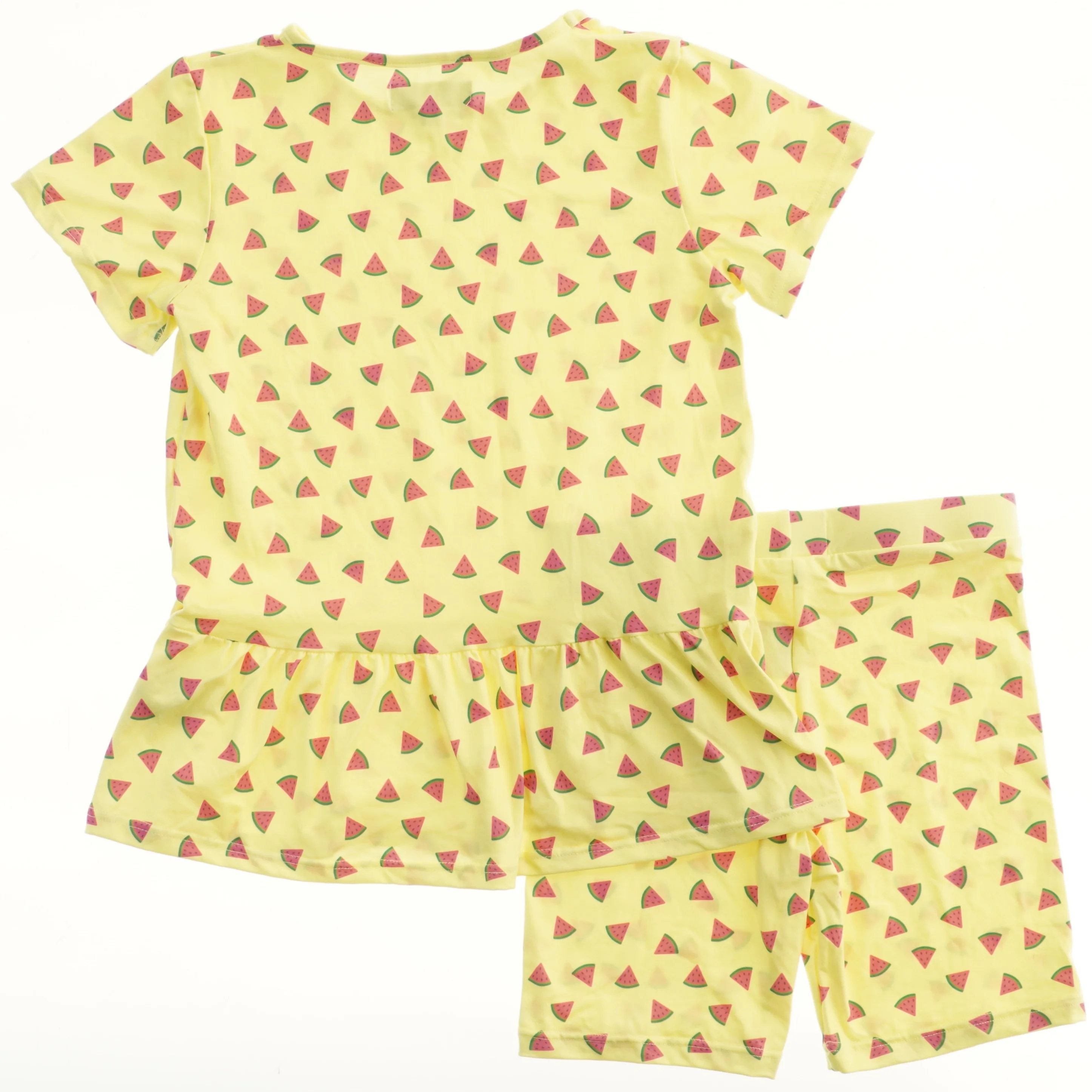 Gult sæt med vandmelon mønster fra LIBERTÉ Ami (str. 122)