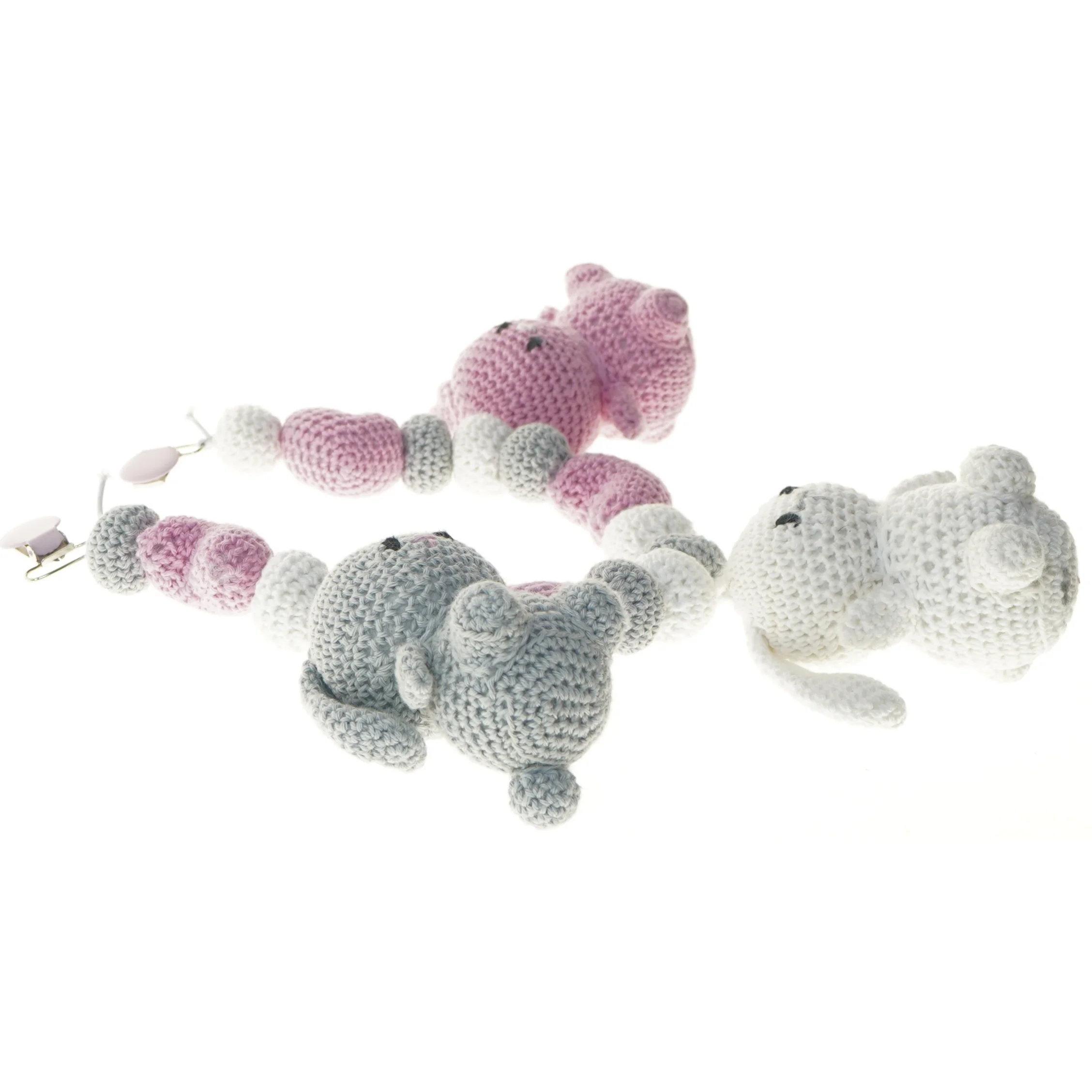 Hæklet barnevognskæde med kaniner (str. 57 cm)