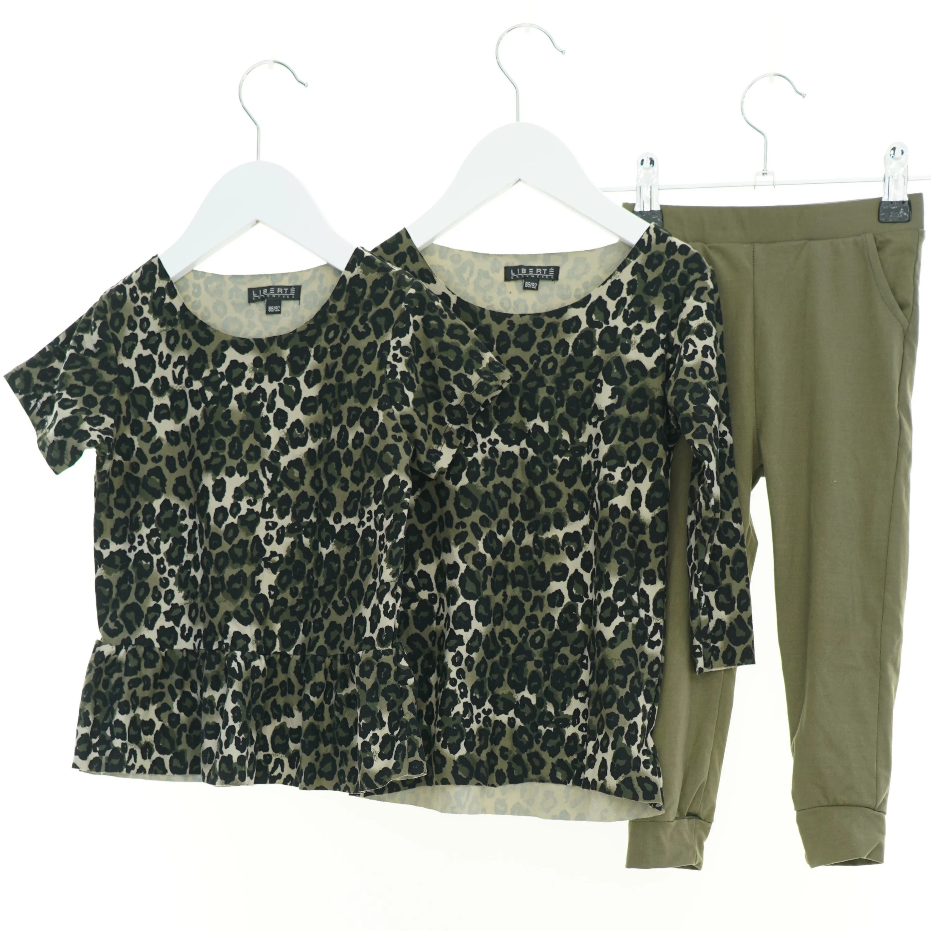 Sæt (3 stk.) fra Liberte (str. 92 cm)