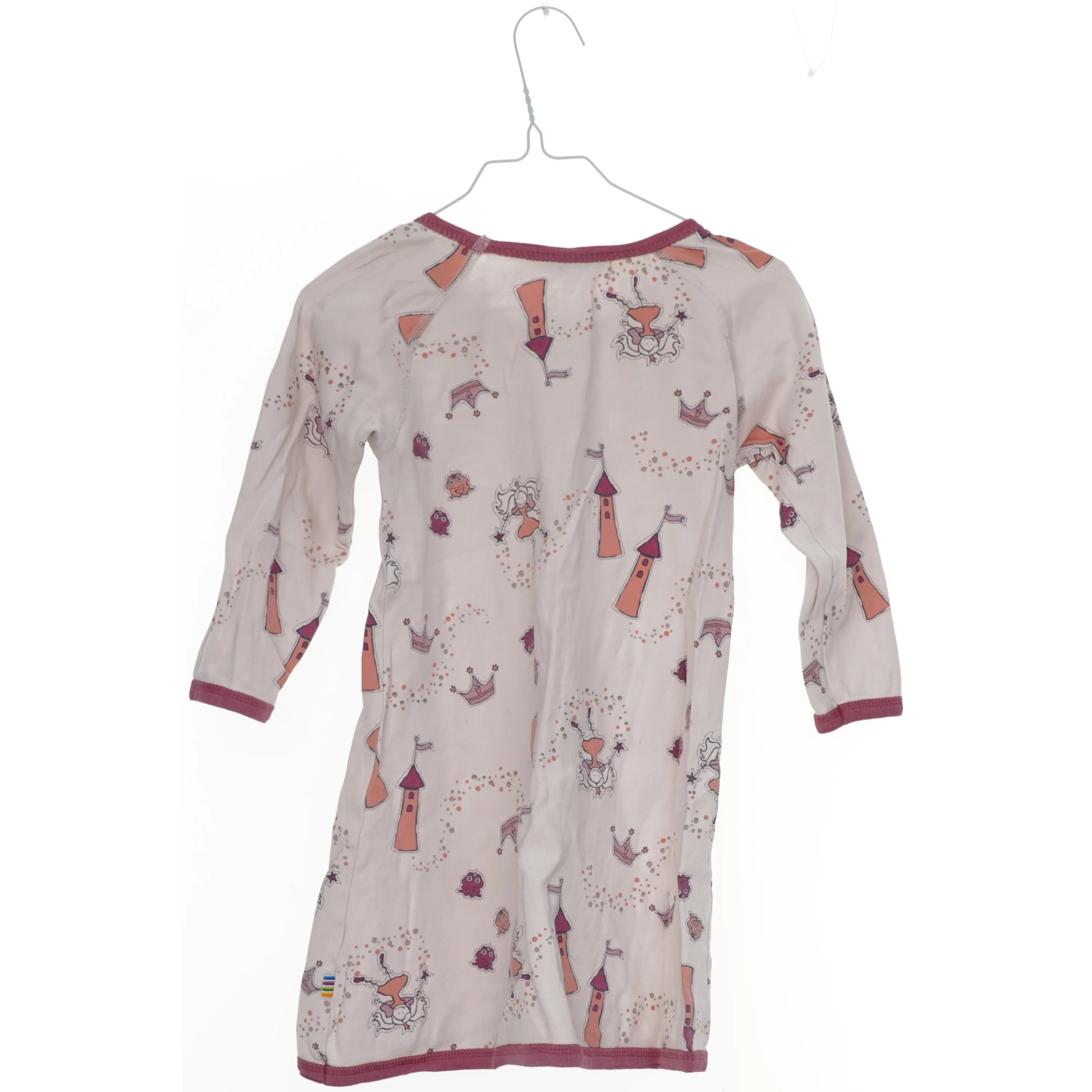 Børnenatkjole med illustrationsmønster fra Joha (str. 98)