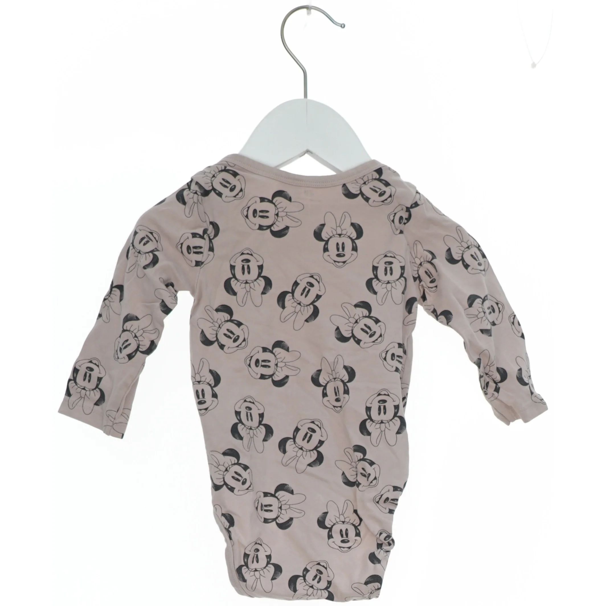 Body med Mickey Mouse mønster fra H&M (str. 68)