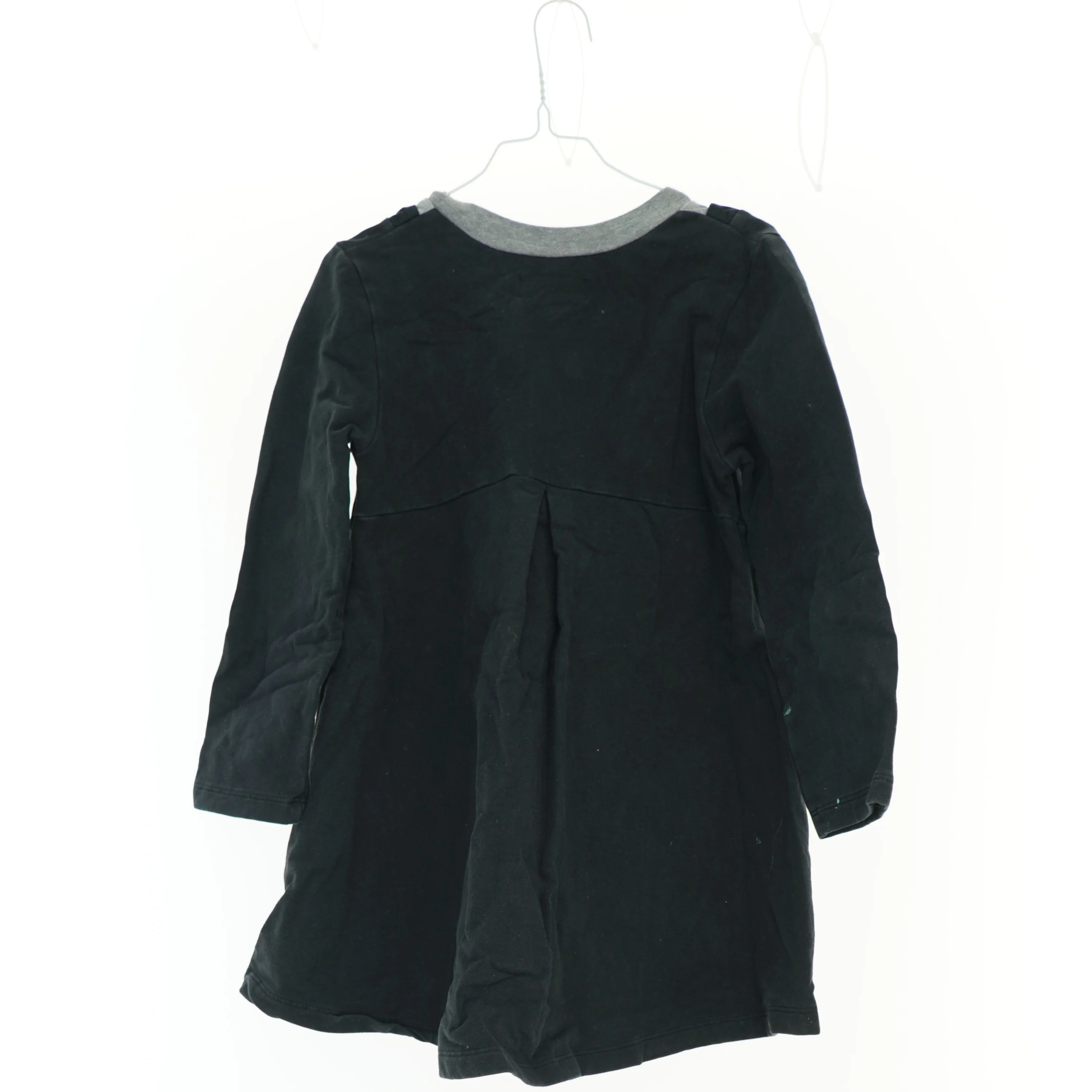 Kjole med butterfly (str. 128 cm)