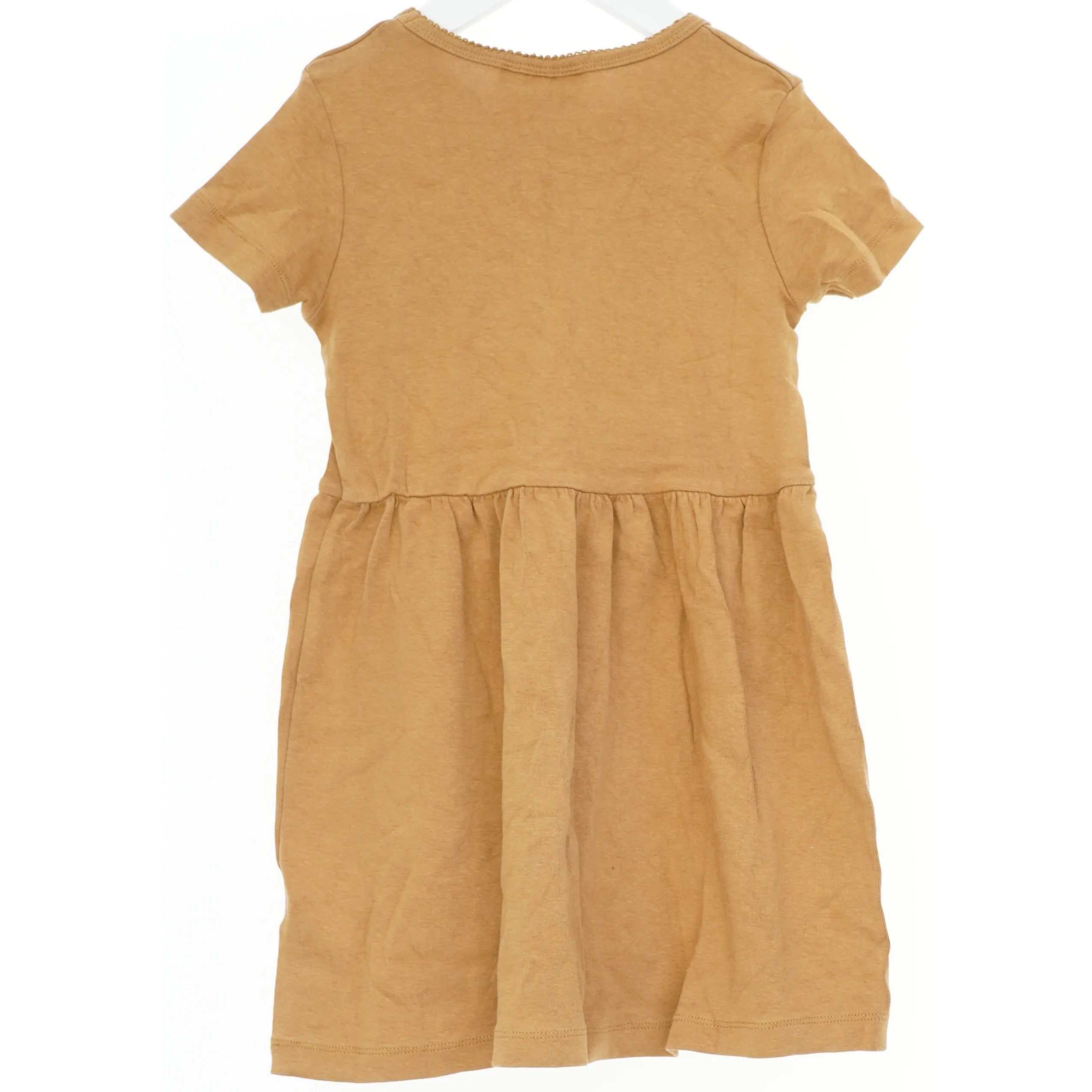 Kortærmet kjole fra Lil atelier (str. 110)