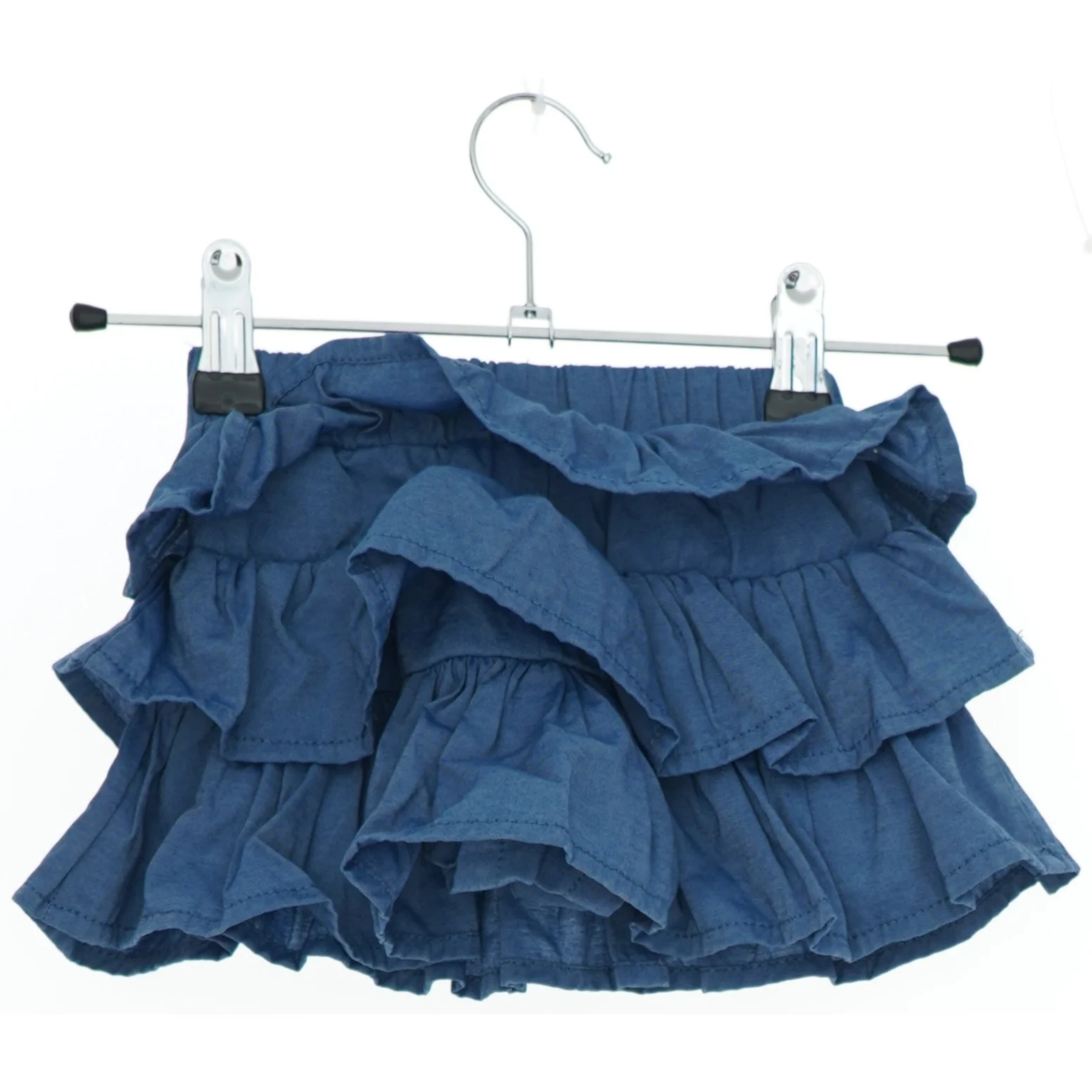 Børnenederdel fra DeFacto (str. 68)