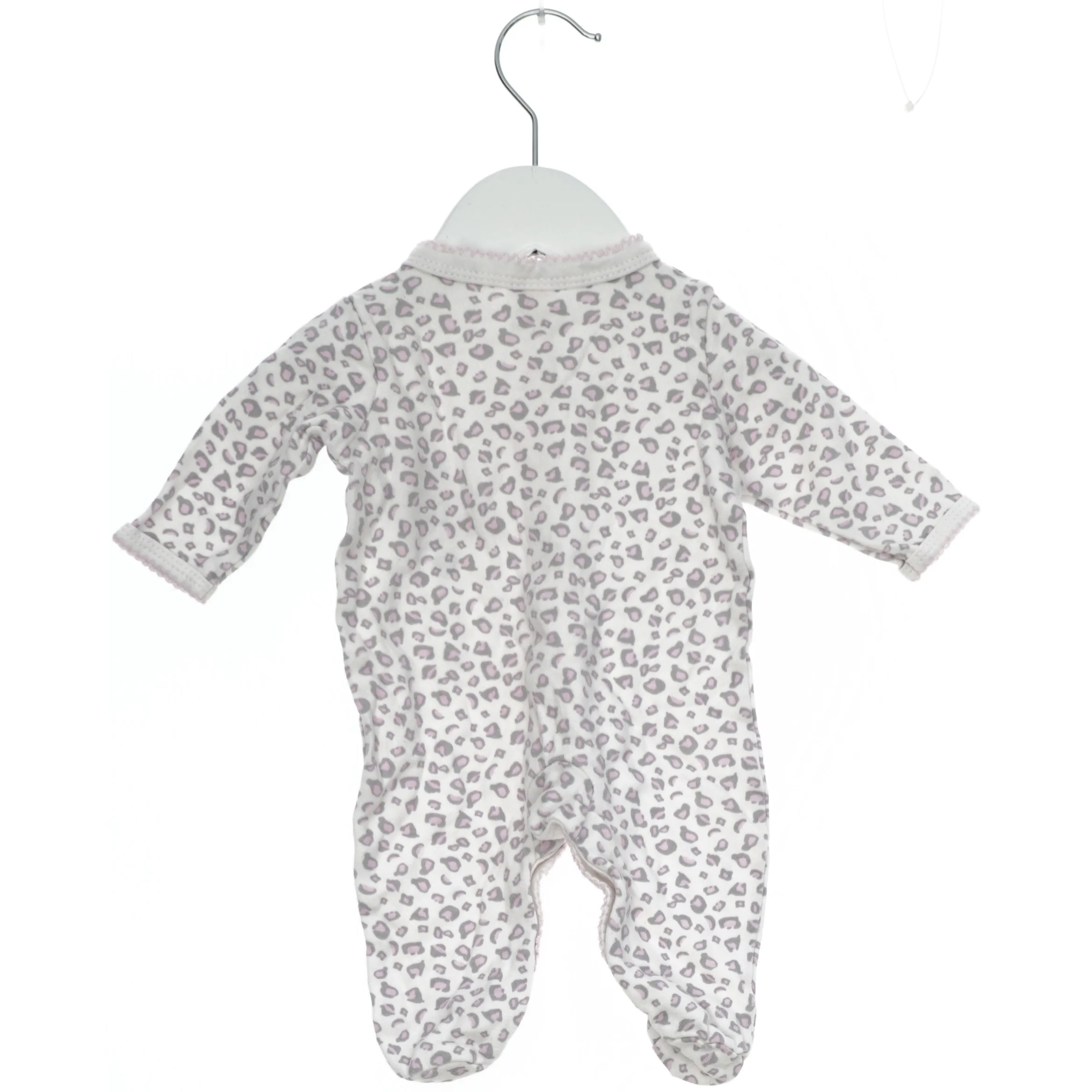 Babysparkedragt med dyreprint og hjerte motiv fra Babyworks (str. 62)